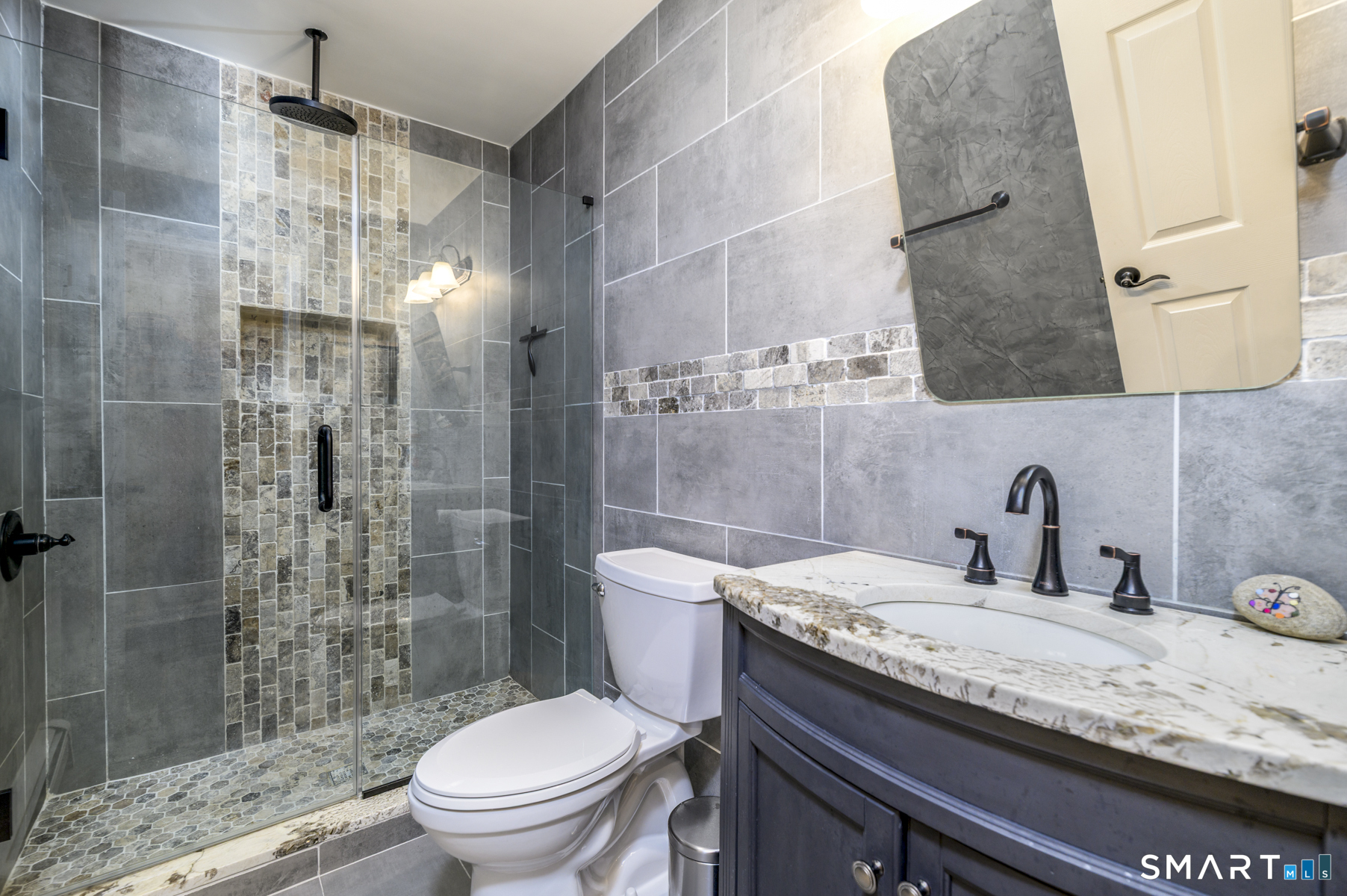 108 Perry Drive photo 17