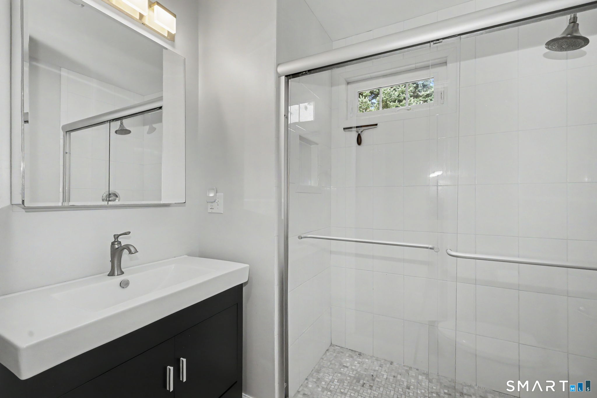 9 Candlewood Knolls Road photo 13