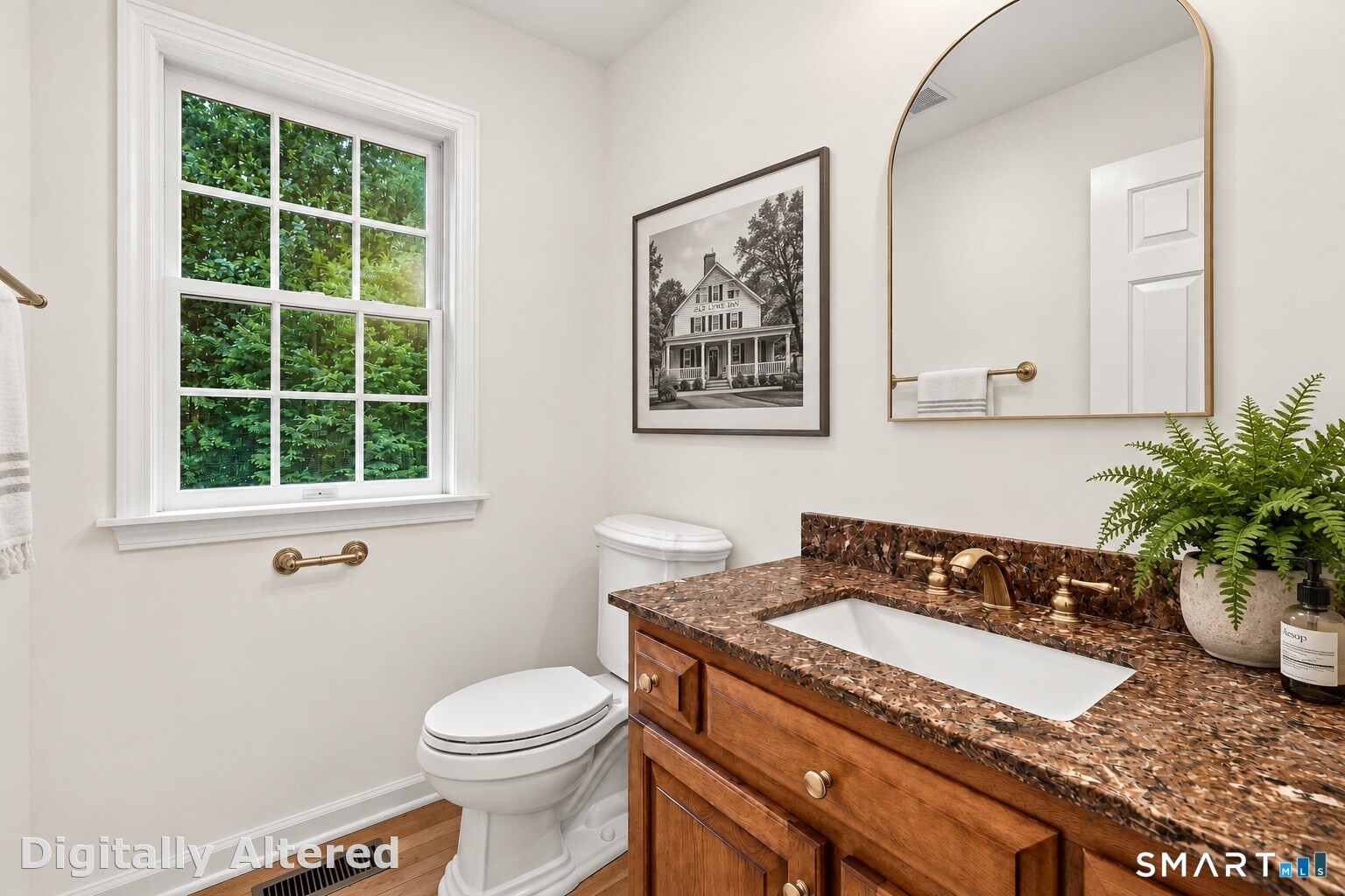 The powder room, office and laundry room area office great space and flow.