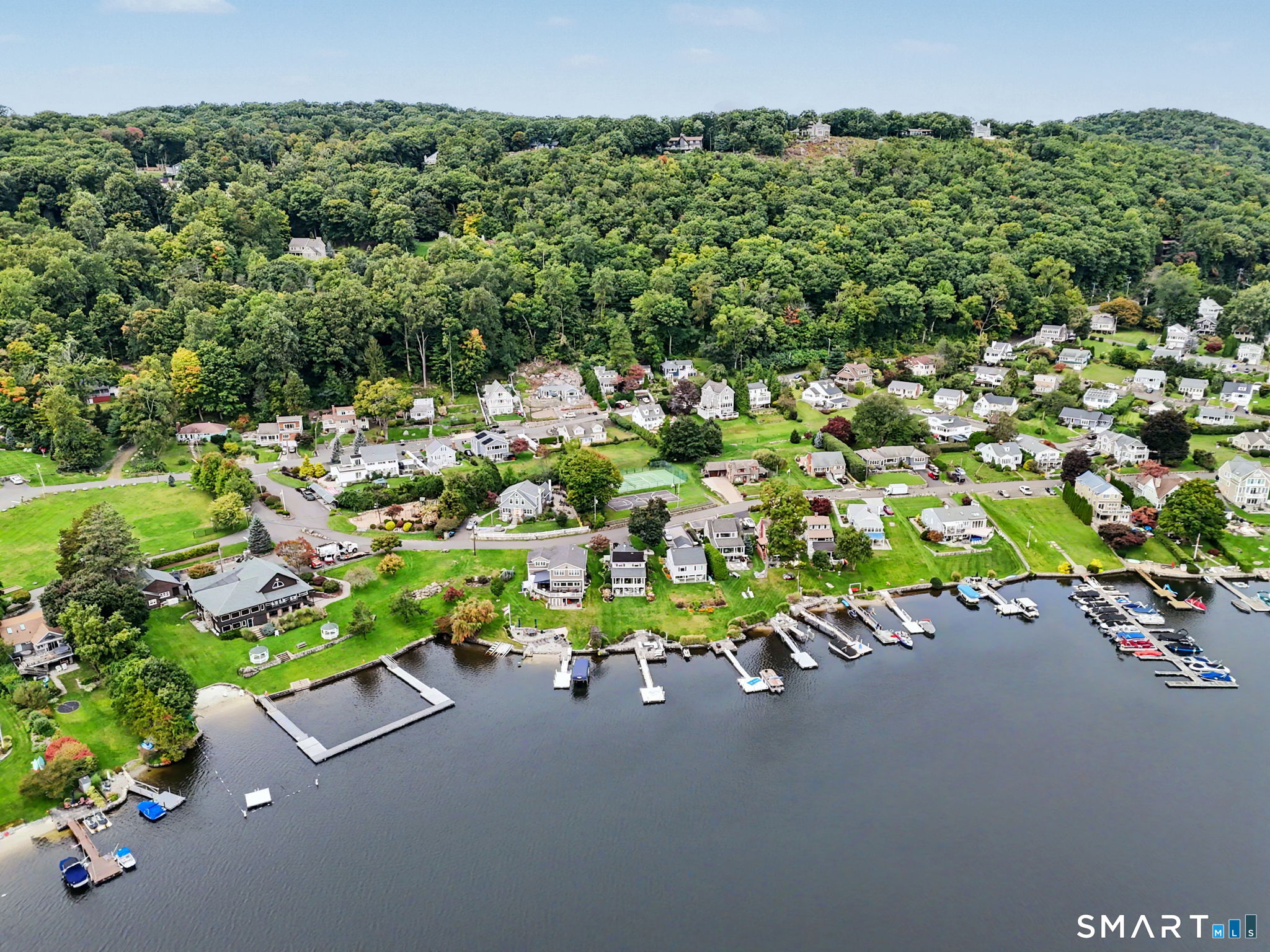 9 Candlewood Knolls Road photo 32