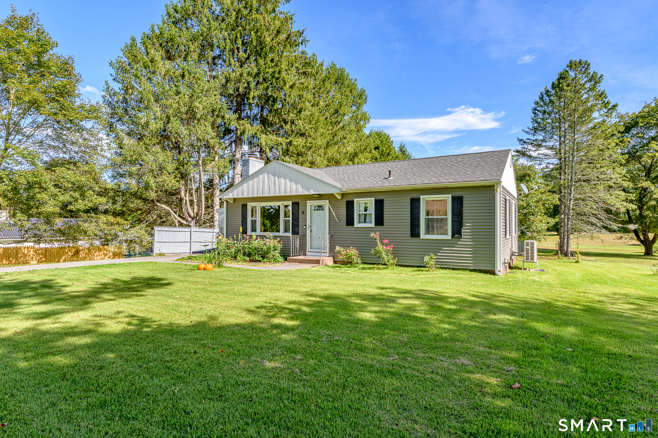 8 Gendron Road photo 20