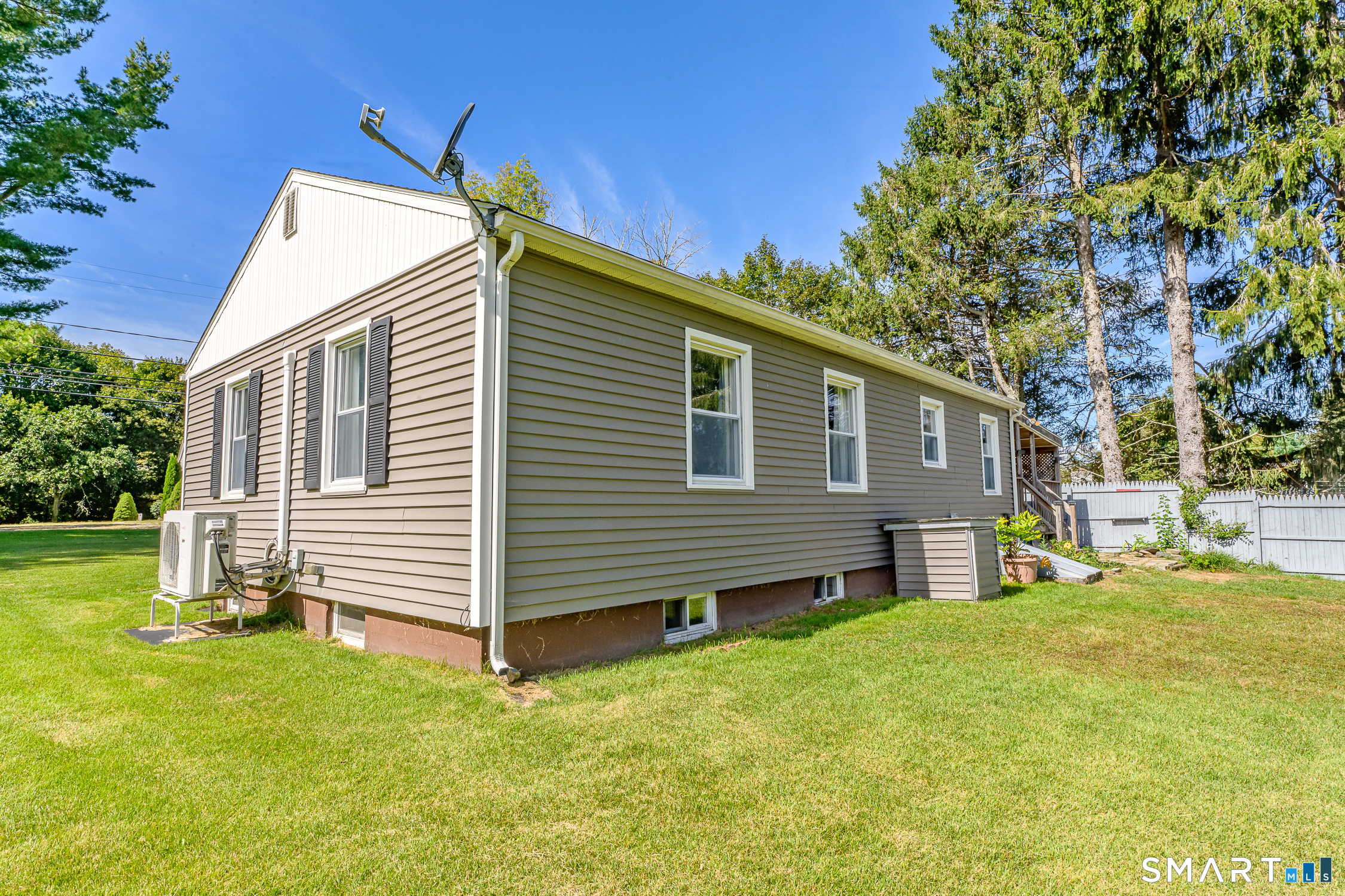 8 Gendron Road photo 30