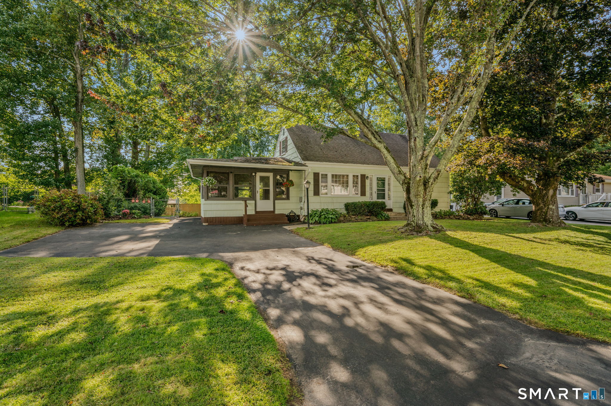 42 Oak Hill Road, Oakdale Heights, Montville, CT 06370