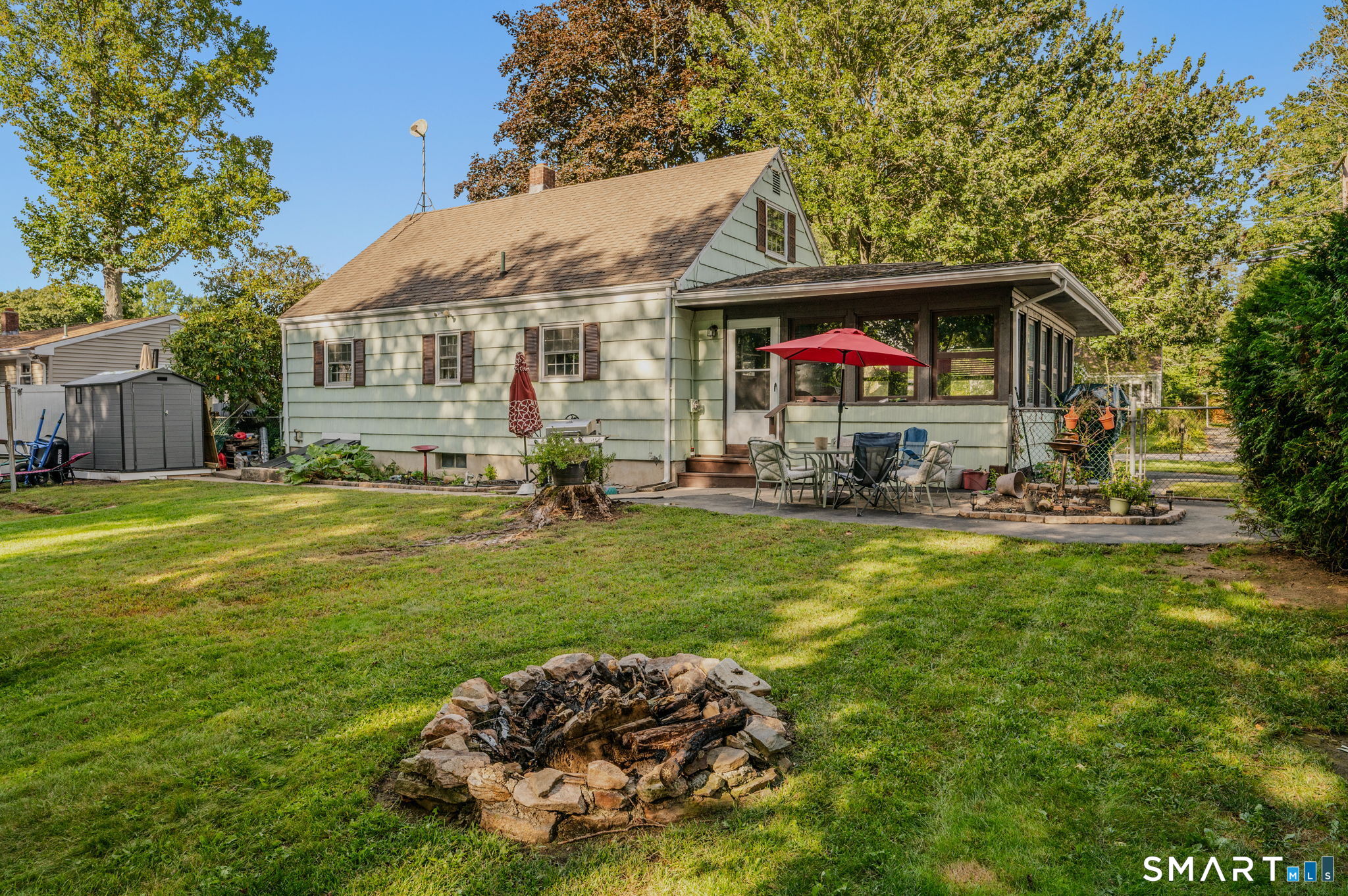 Photo 4 of Single family home for sale at 42 Oak Hl Rd, Oakdale, CT 06370 | MLS# 24206987 | Listing updated on 2026-10-07