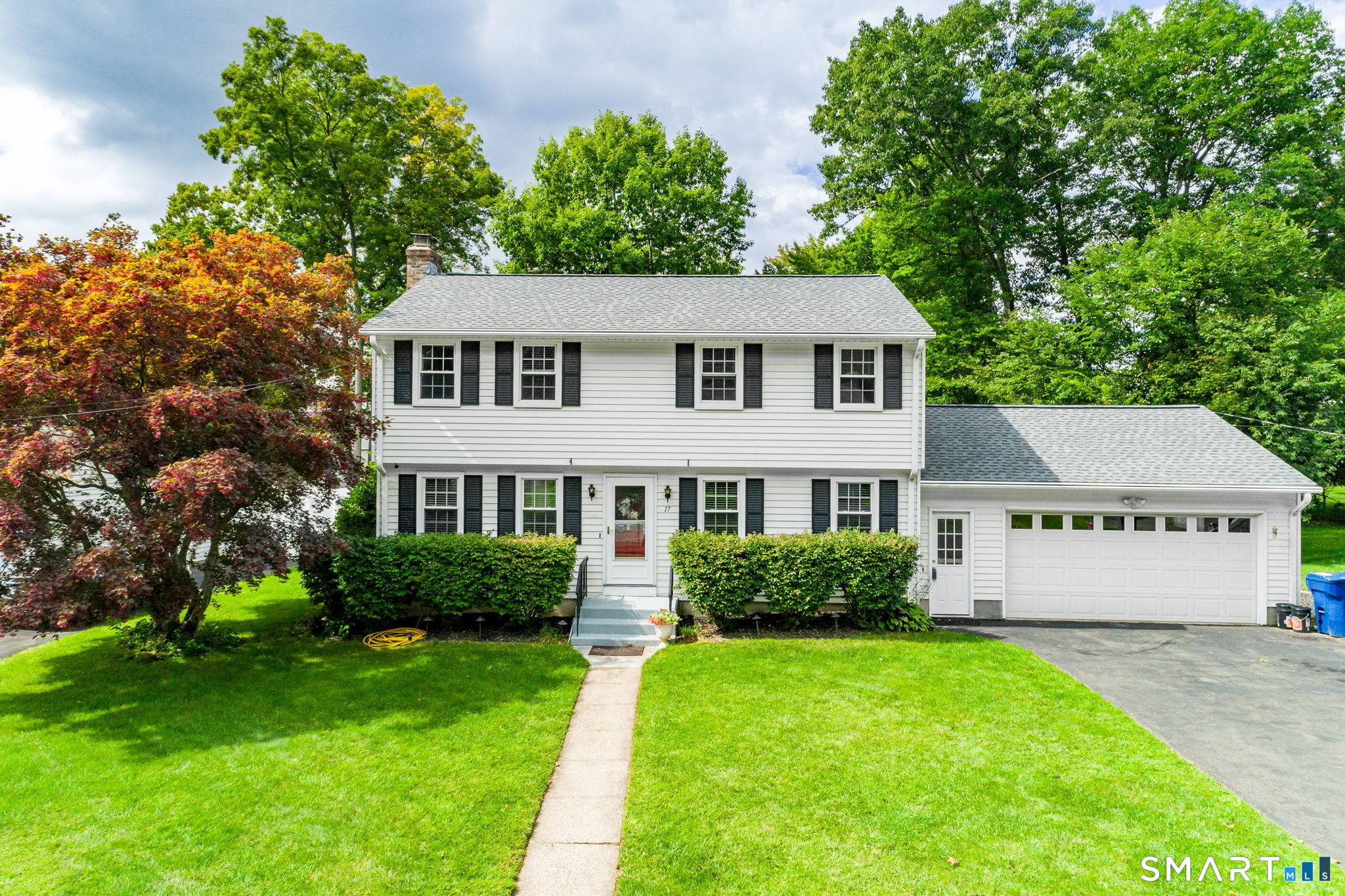 17 Pequot Road