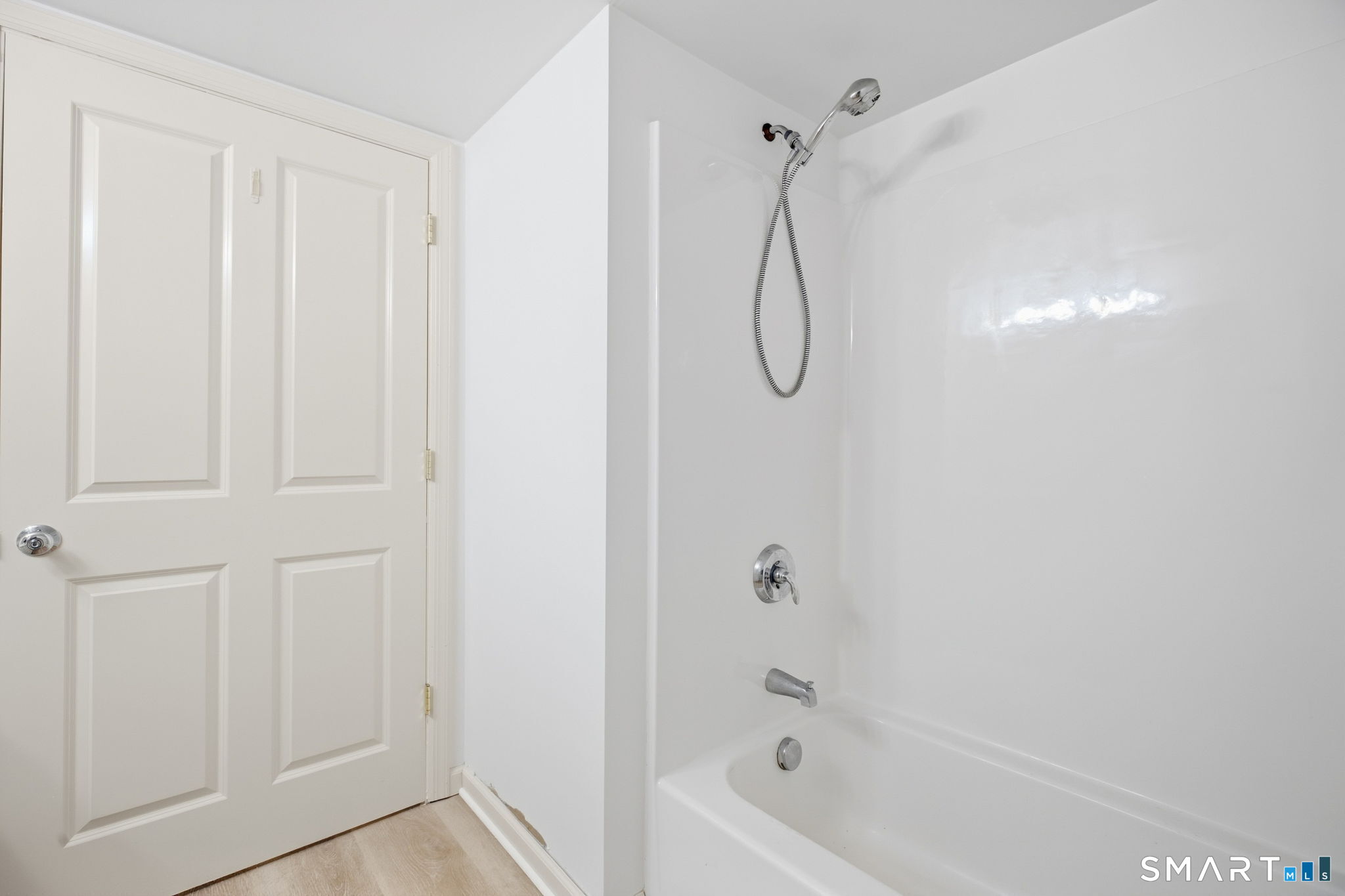 3250 Fairfield Avenue Unit #224 photo 15