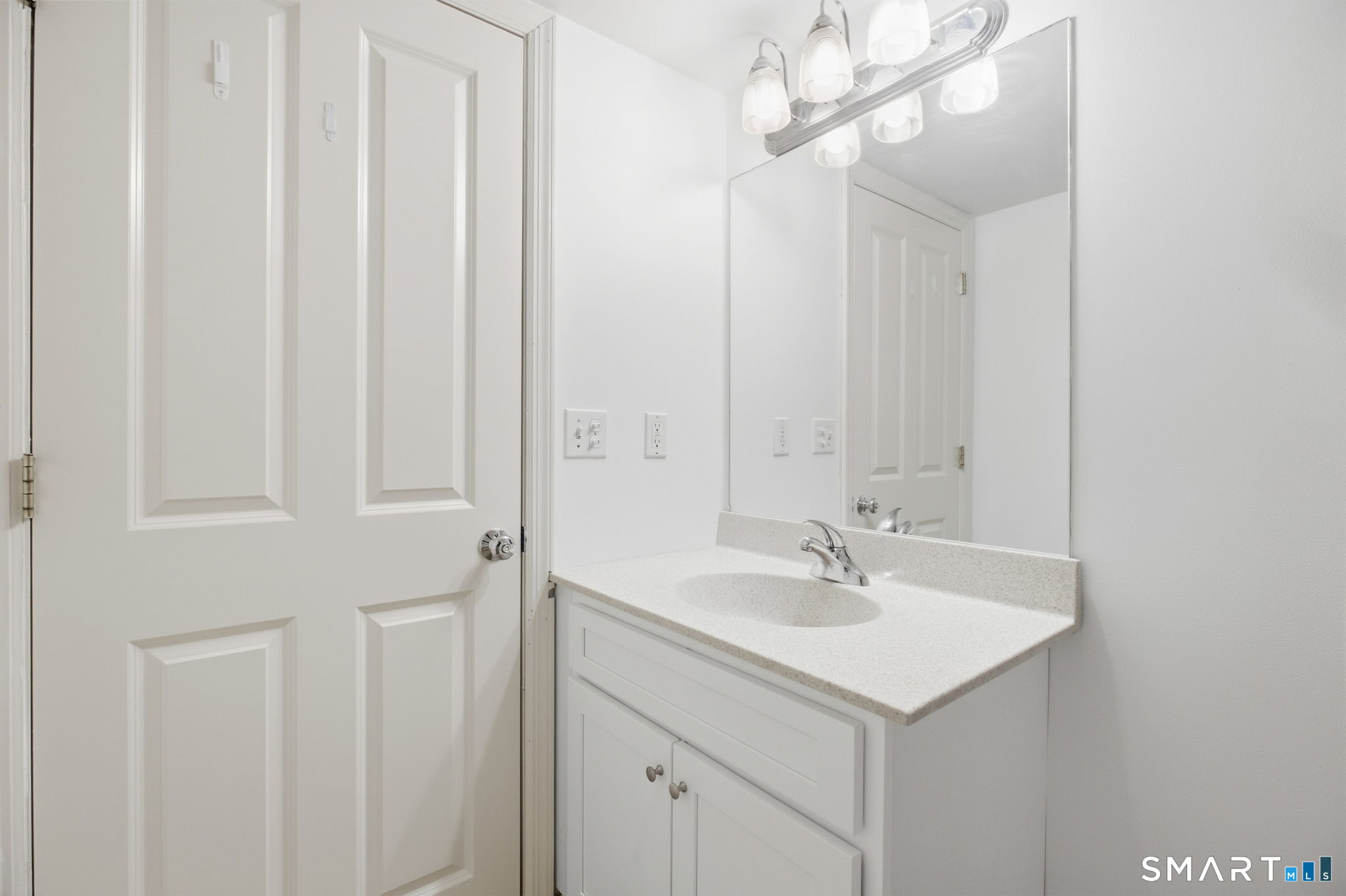 3250 Fairfield Avenue Unit #224 photo 16