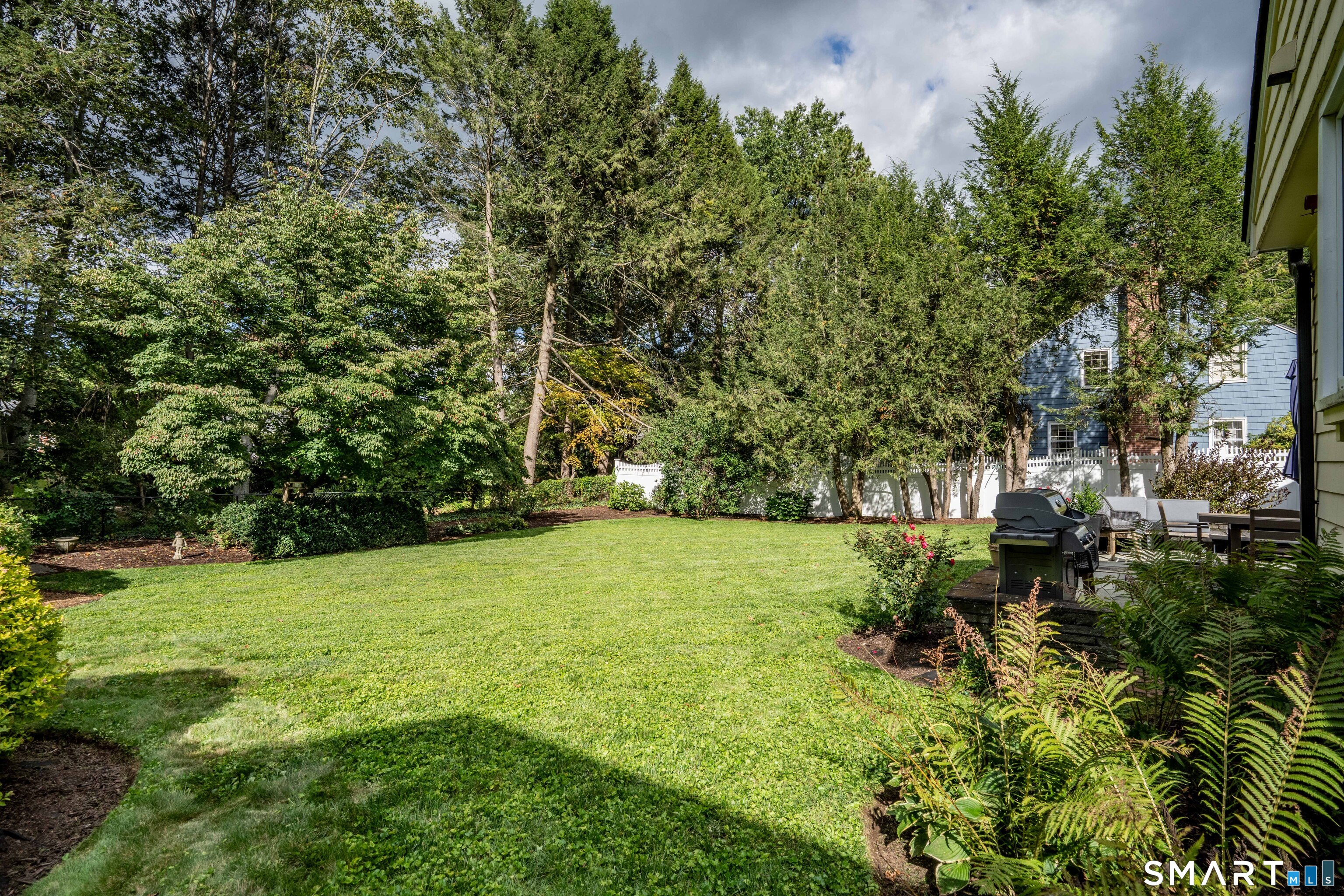 20 Walton Drive photo 27