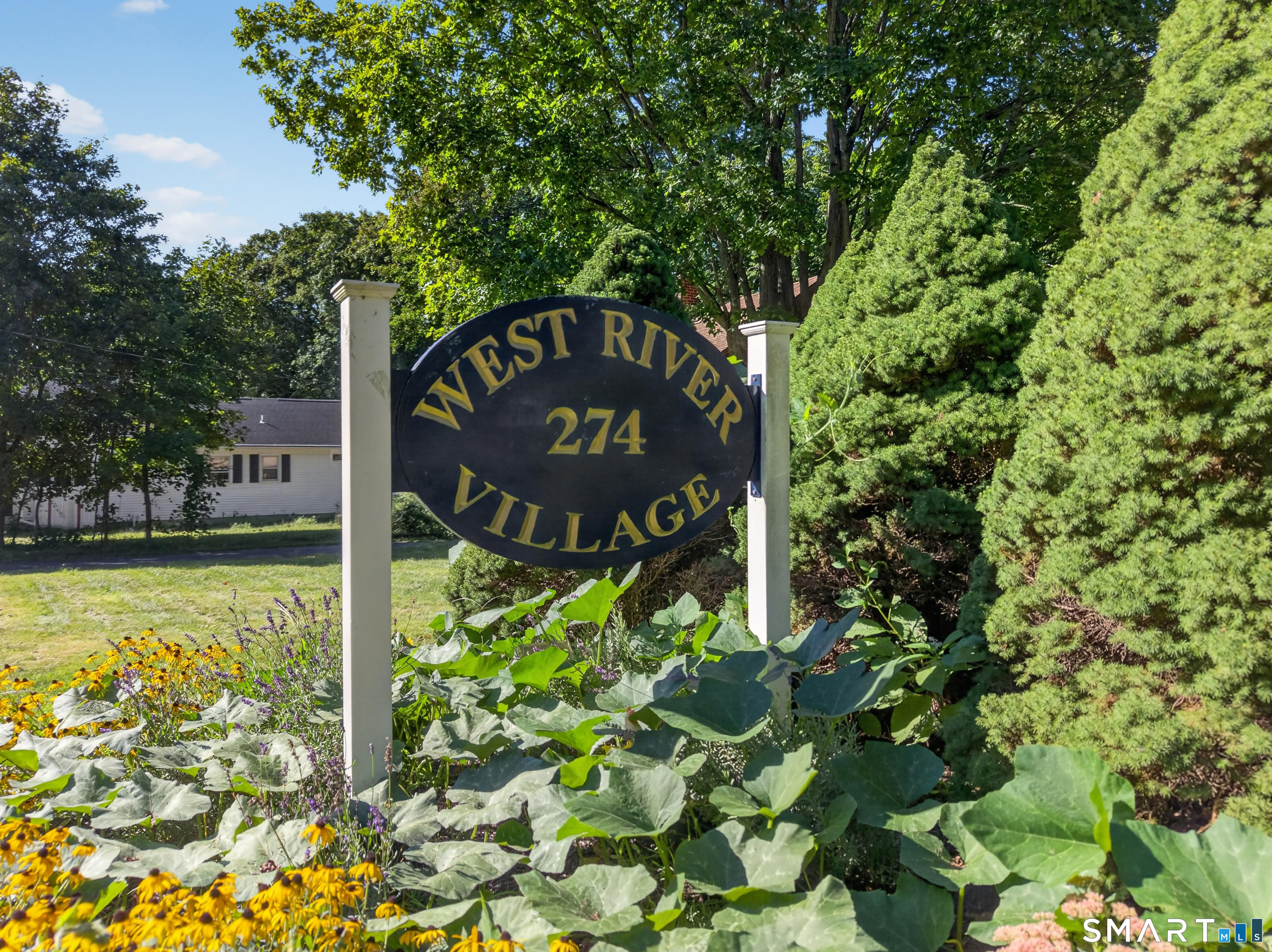 Photo 1 of Townhouse for sale at 274 Church St #7E, Guilford, CT 06437 | MLS# 24209235 | Listing updated on 2026-10-05