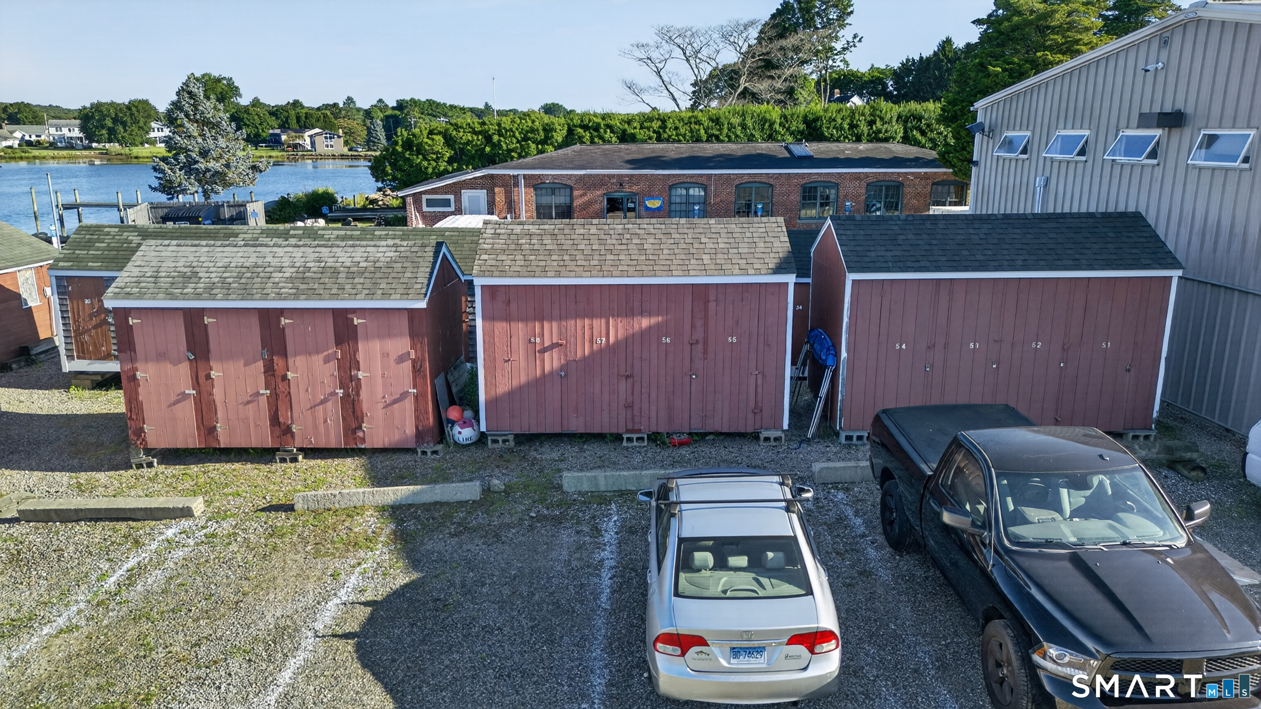 228 North Water Street photo 14
