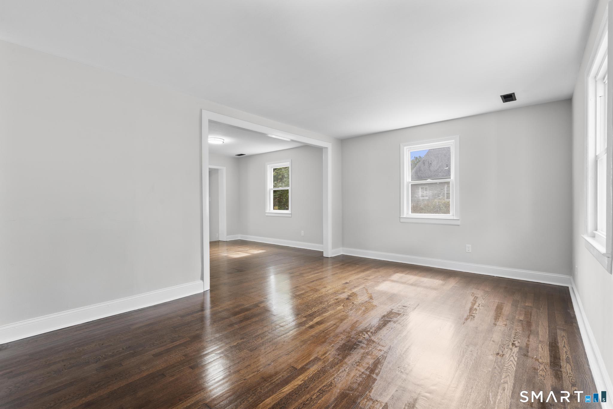 74 Thomas Street photo 11