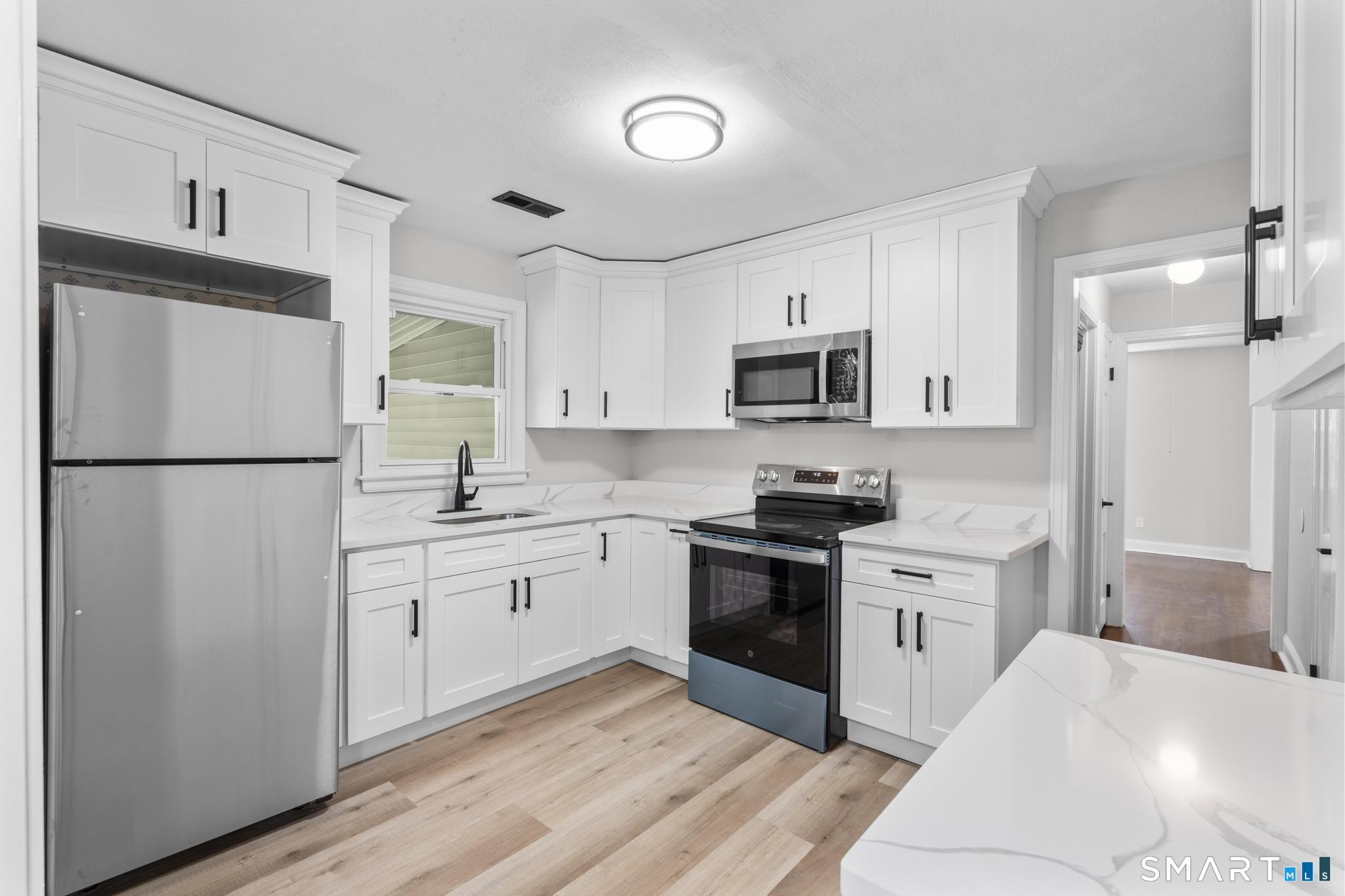 74 Thomas Street photo 24