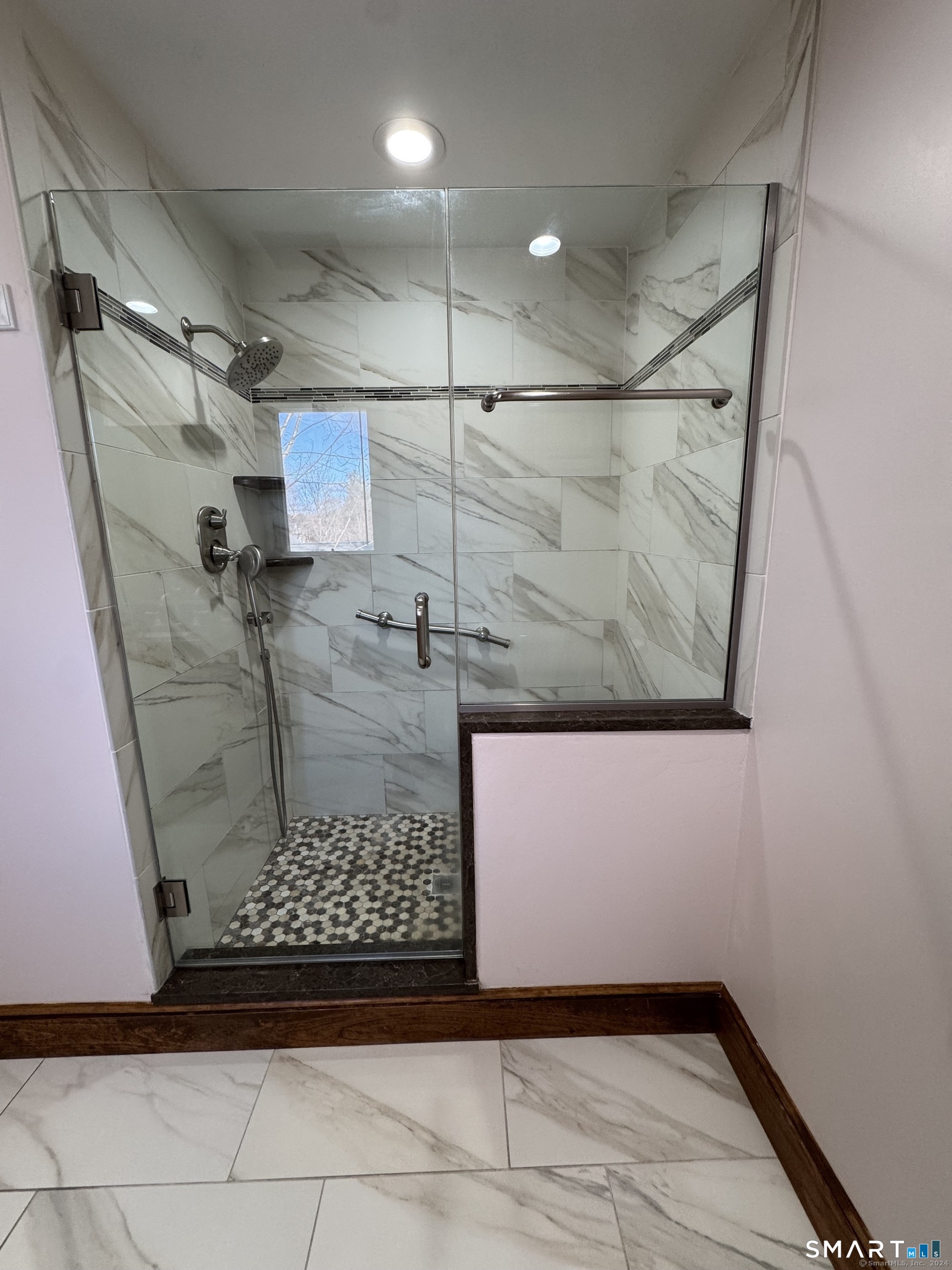 444 Prospect Street photo 18