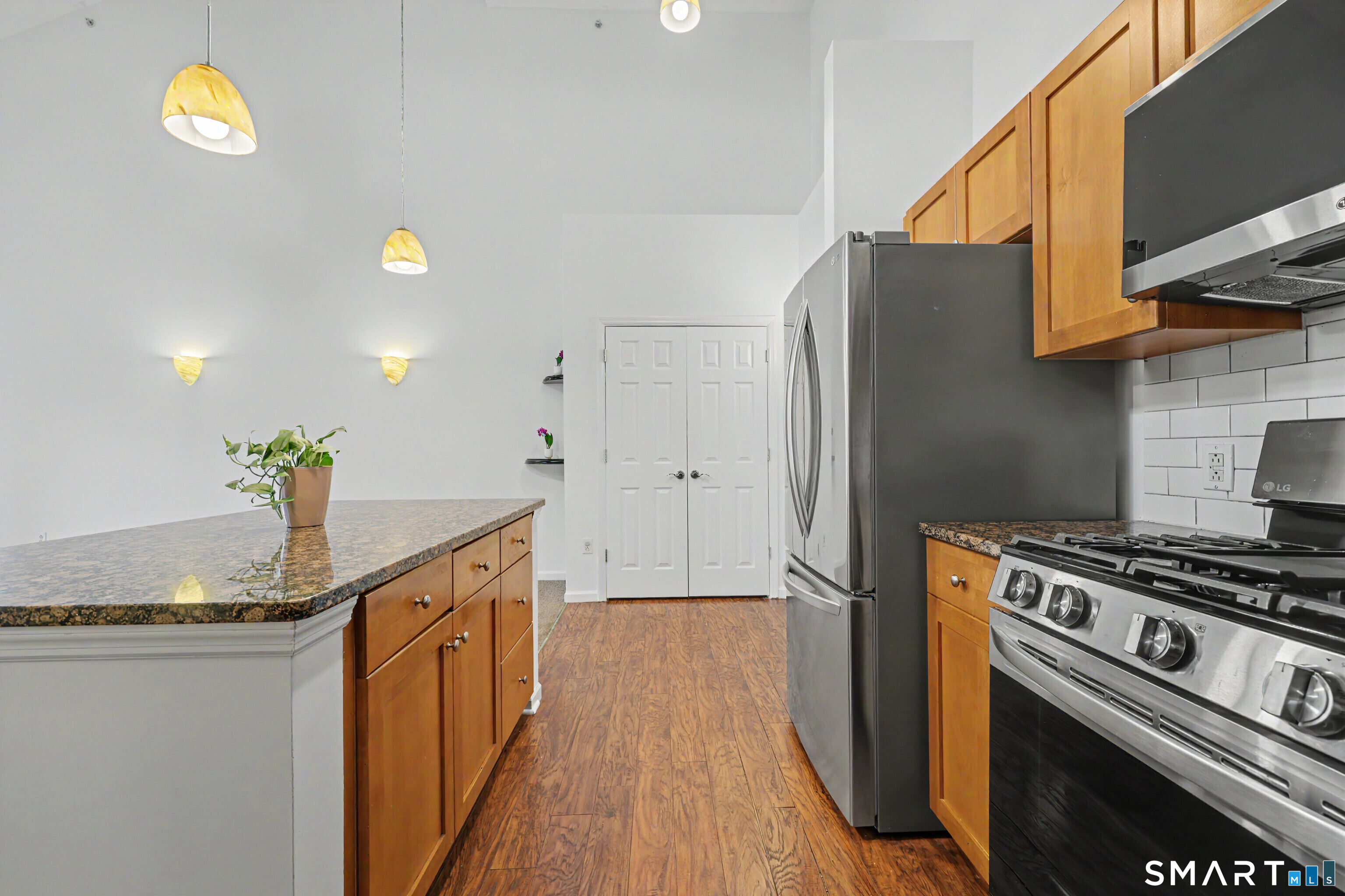 25 Adams Avenue, Stamford, Connecticut photo 5