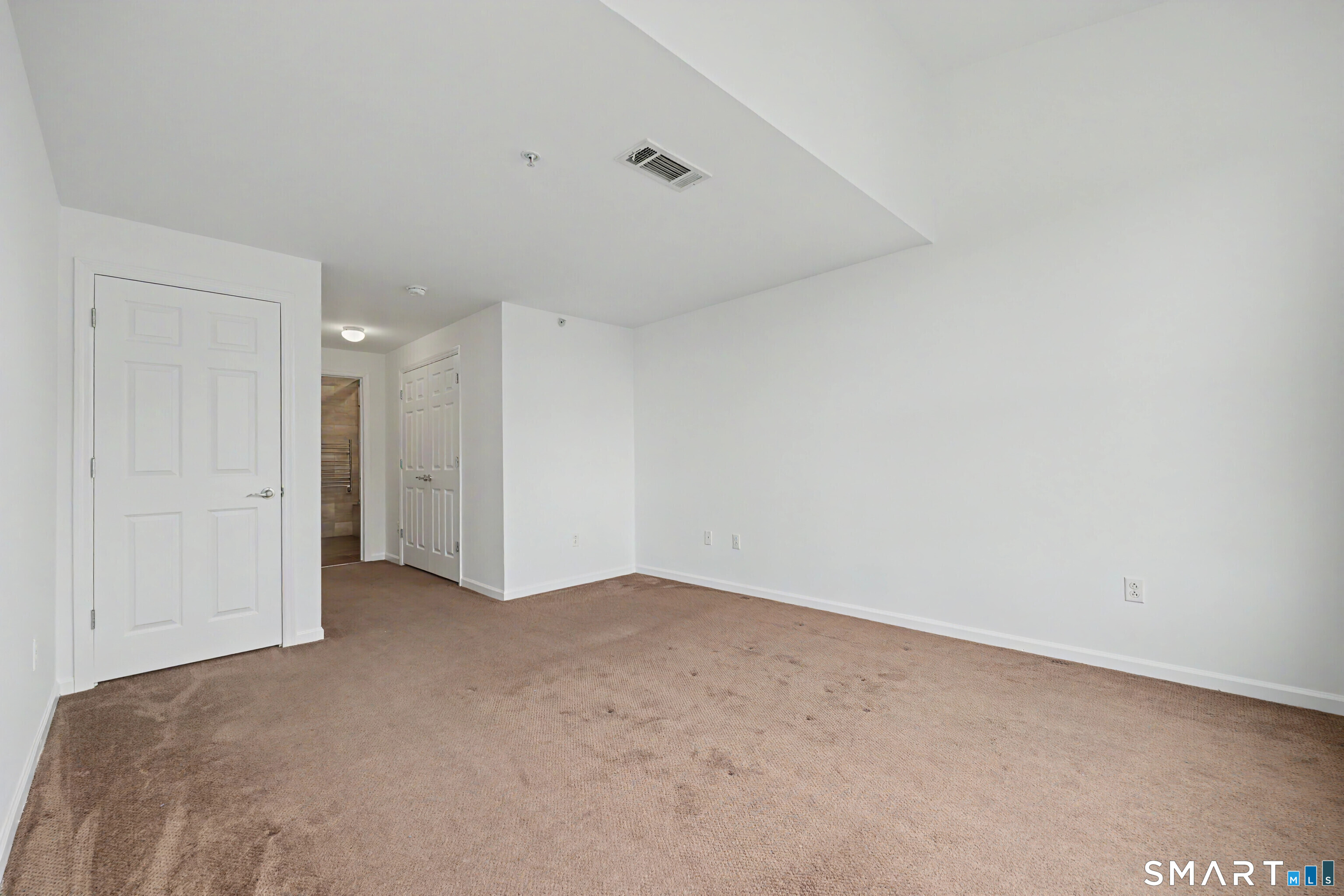 25 Adams Avenue Unit #409 photo 15