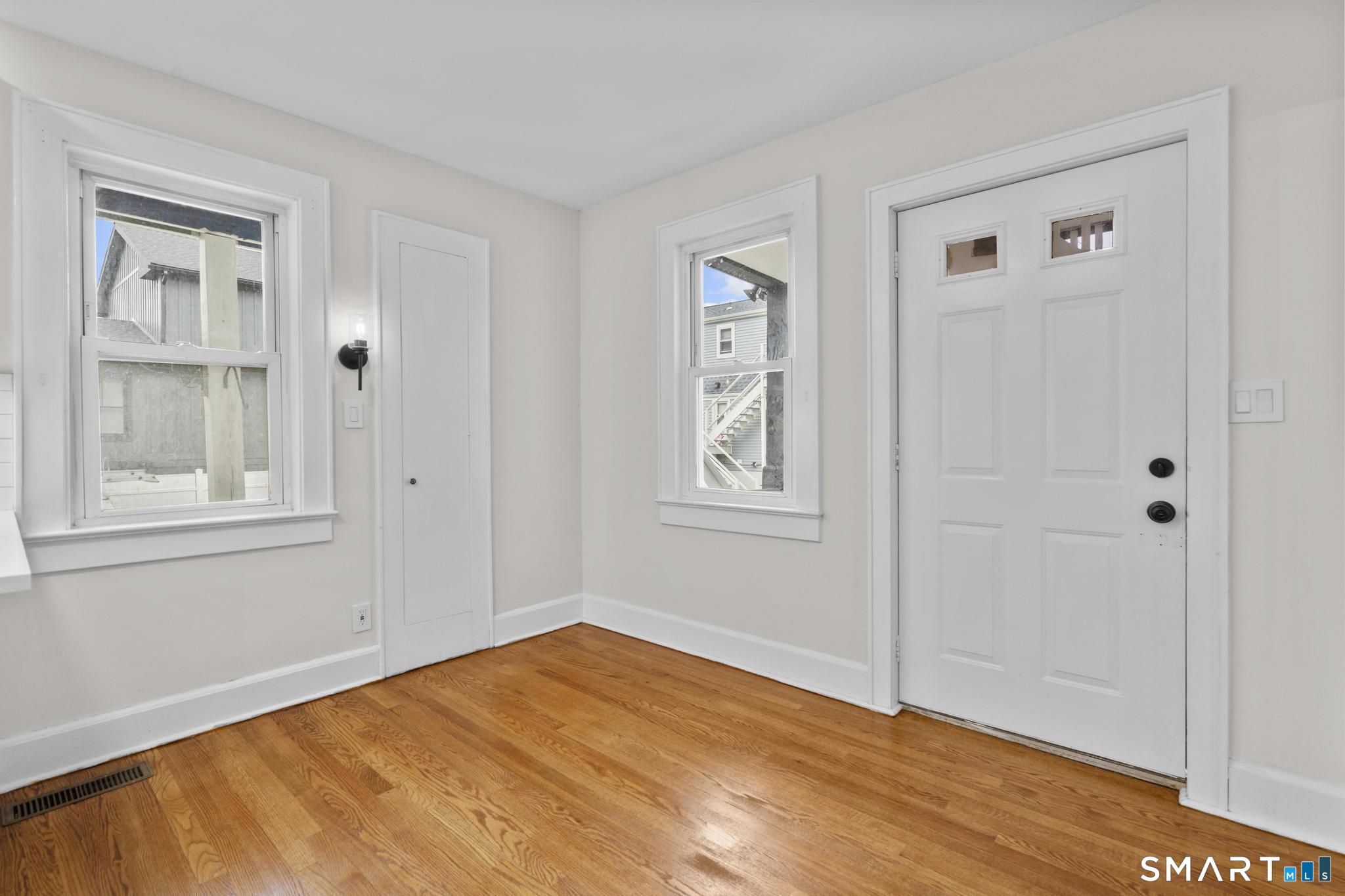 73 Alvord Lane photo 12