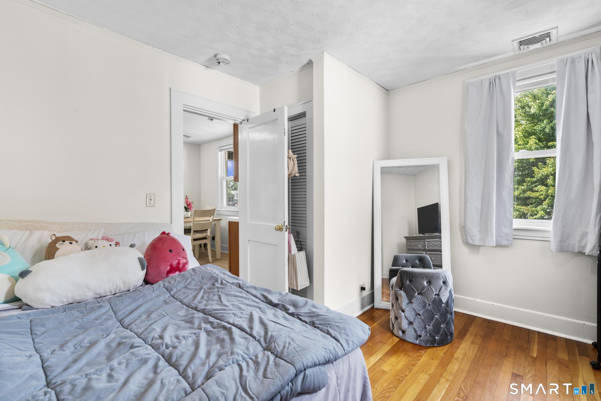 73 Alvord Lane photo 34