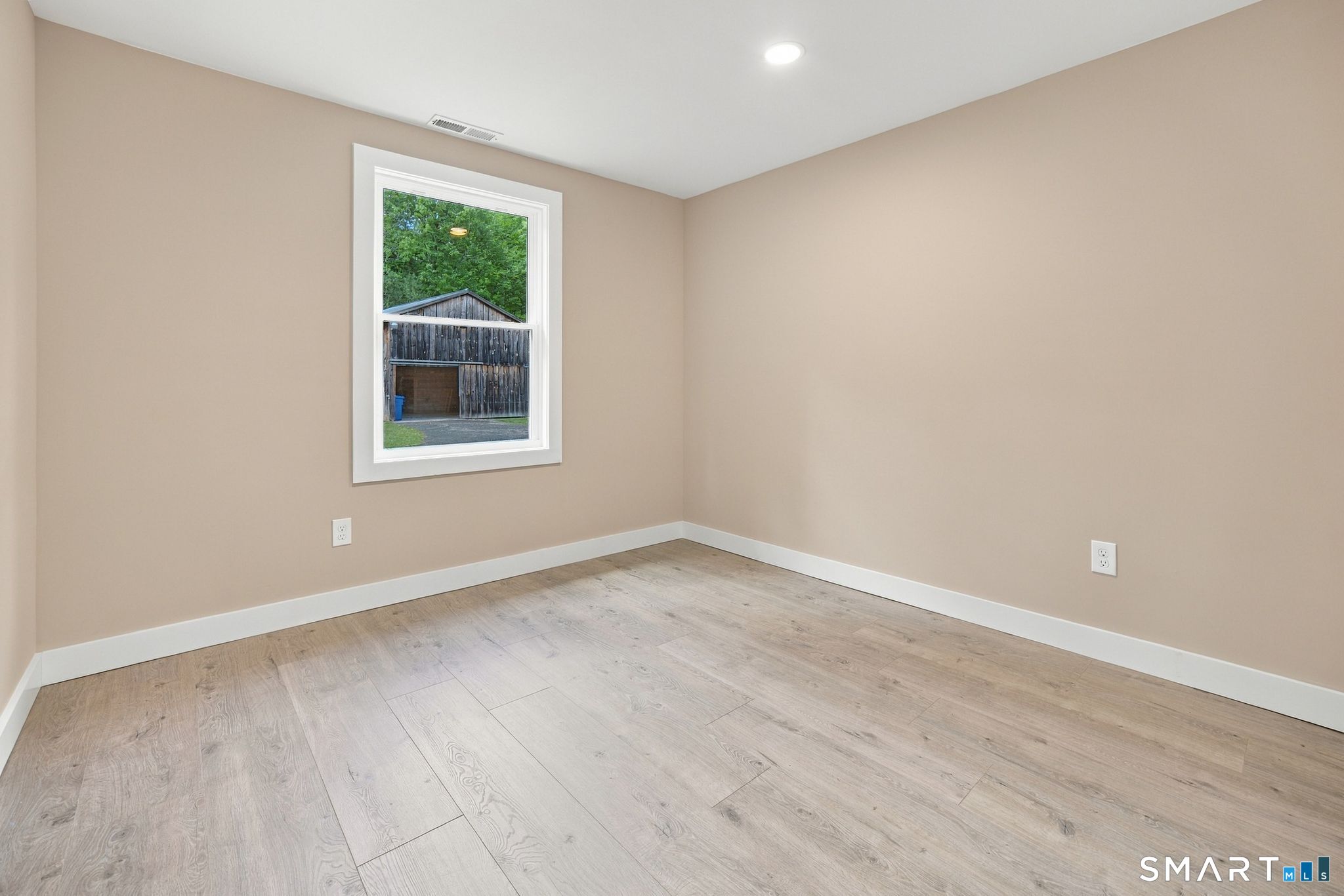 124 Wells Road photo 18