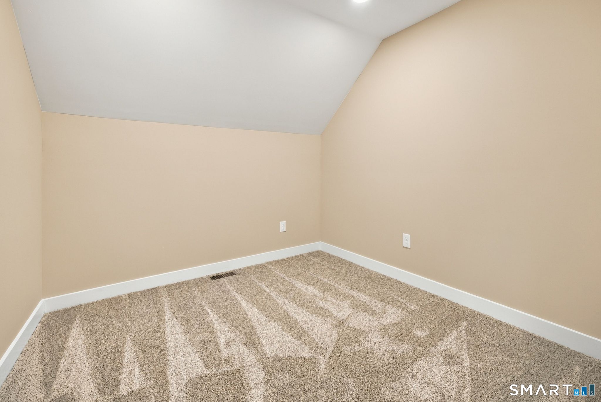 124 Wells Road photo 27