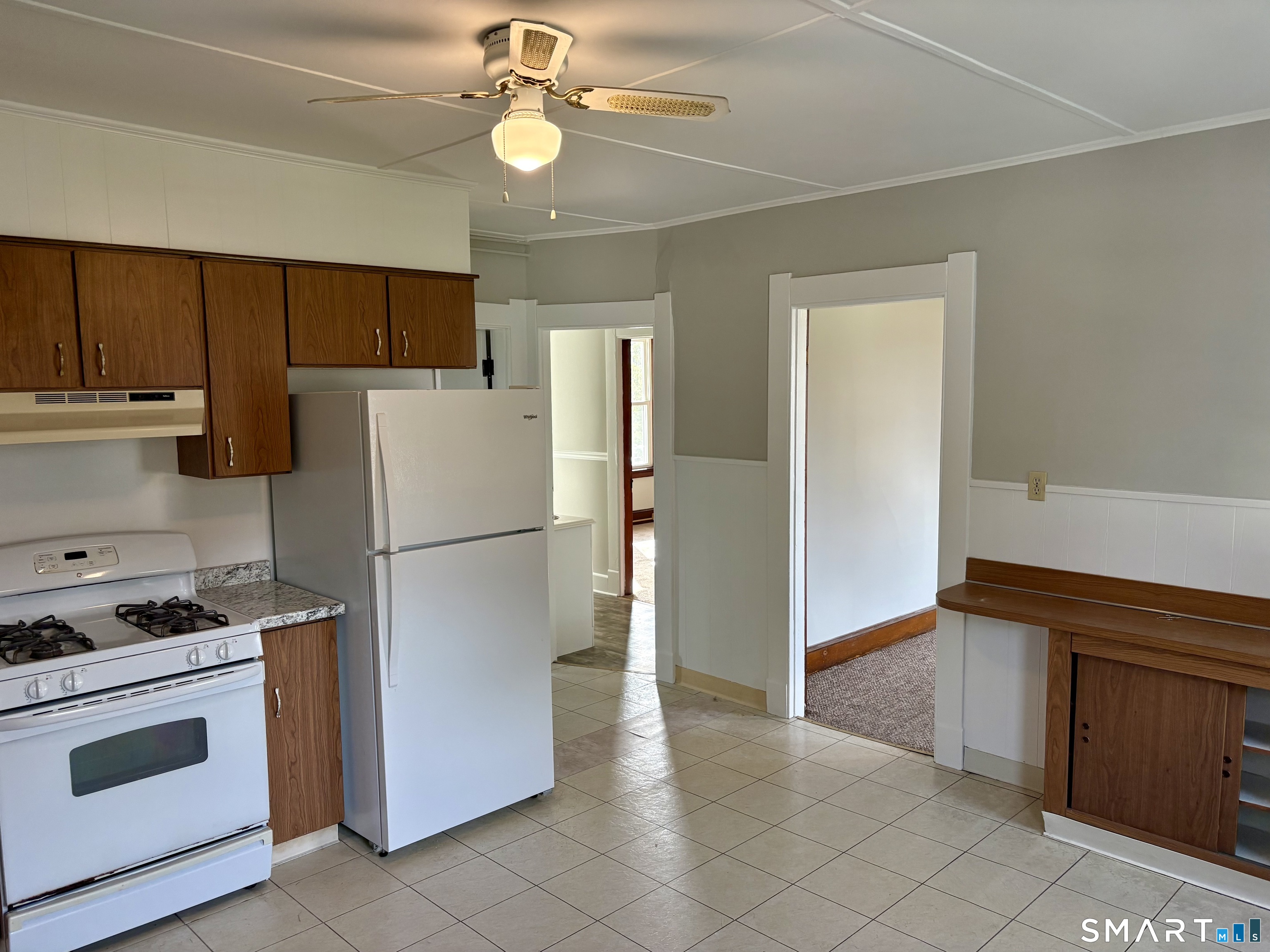 37 Hungerford Avenue photo 3