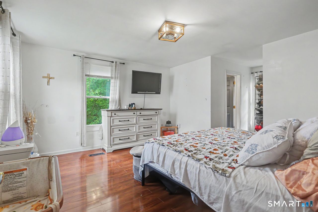57 Silver Hill Road photo 31
