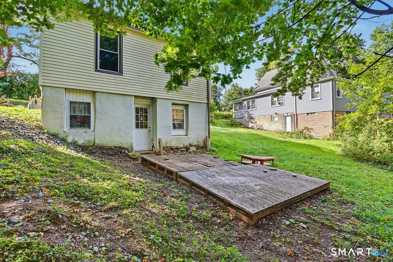 57 Silver Hill Road photo 7