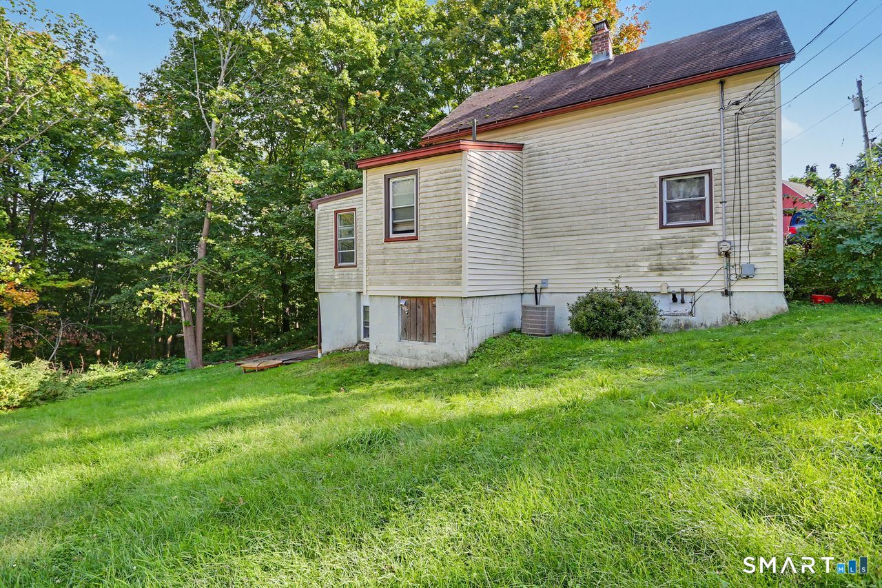 57 Silver Hill Road photo 5