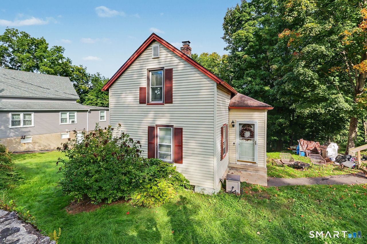 57 Silver Hill Road photo 2