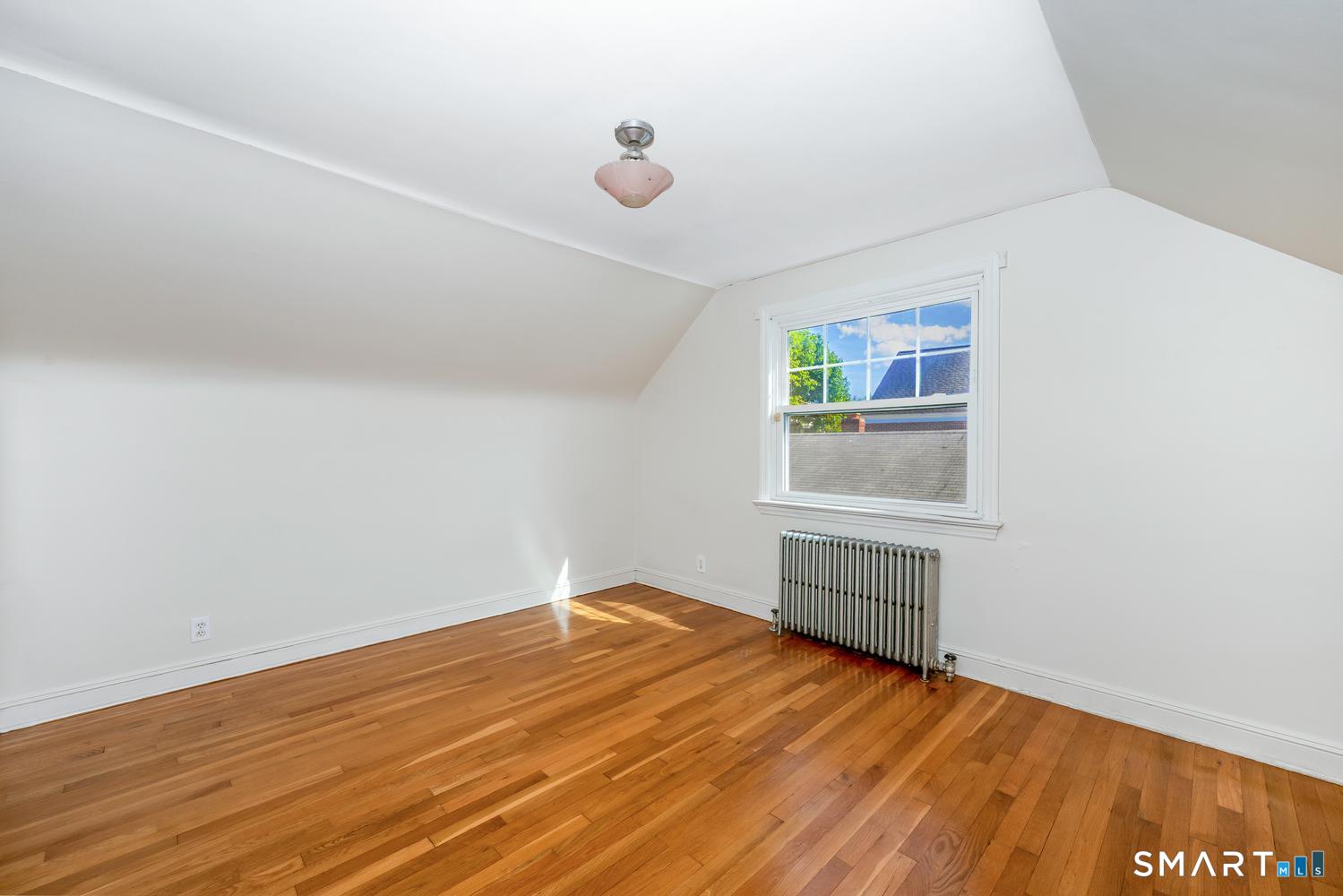 144 Mary Avenue photo 20