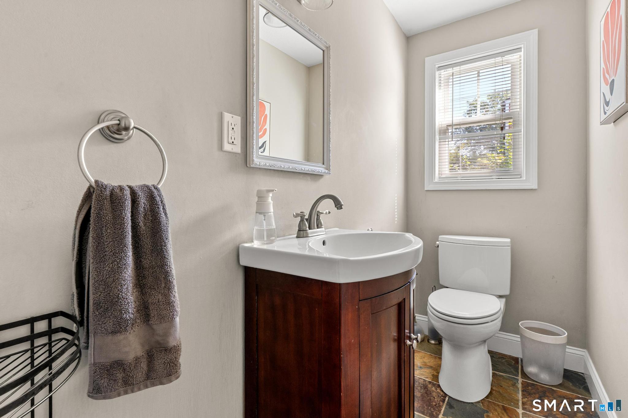 148 Brewster Road photo 19