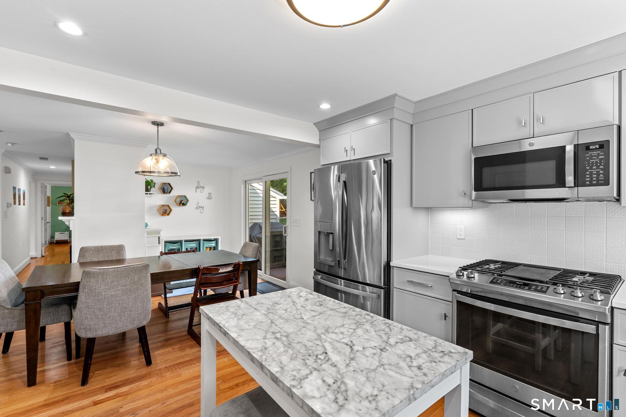 148 Brewster Road photo 14