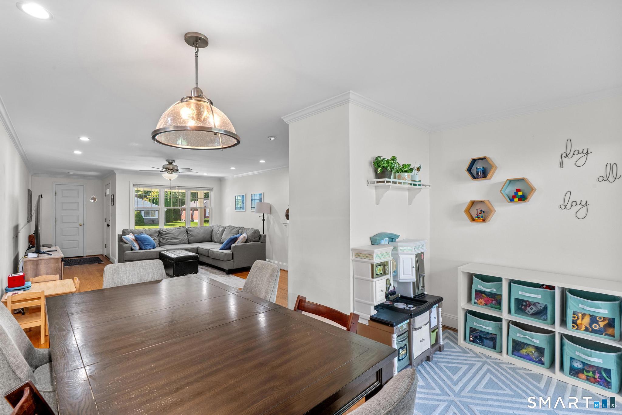 148 Brewster Road photo 17