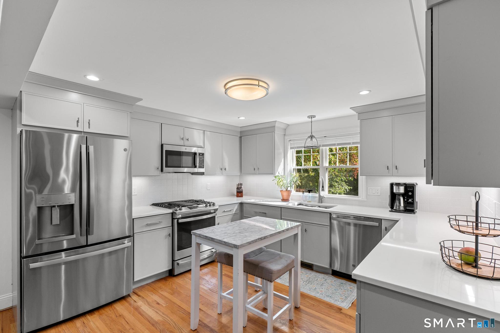 148 Brewster Road photo 11