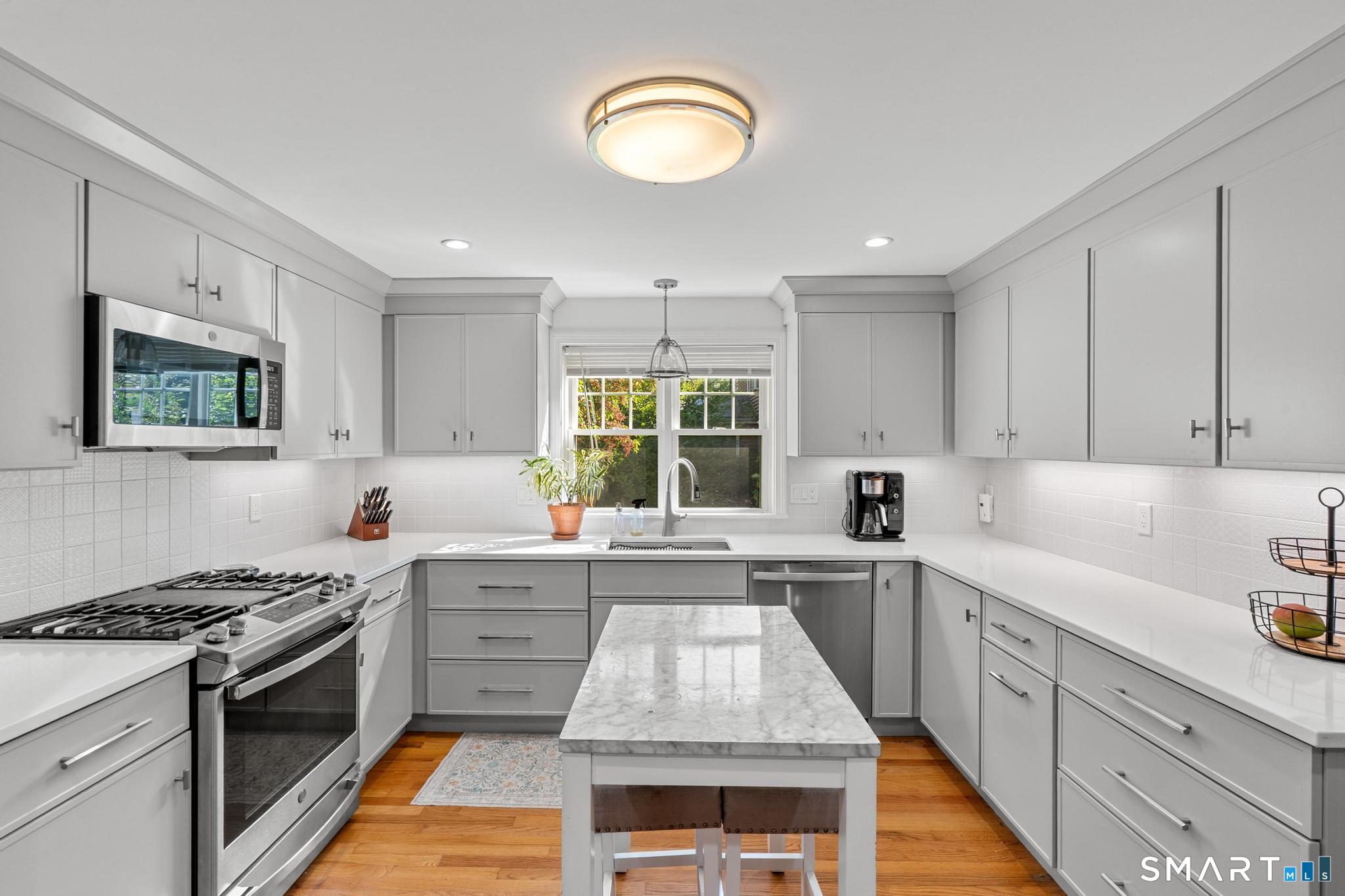 148 Brewster Road photo 12