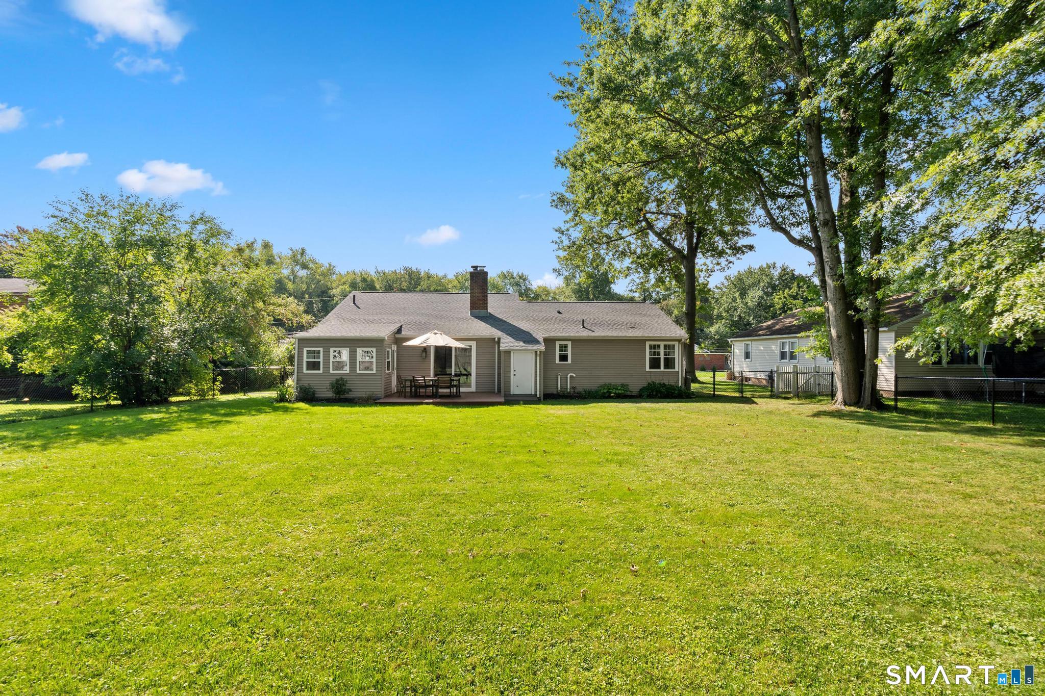 148 Brewster Road photo 29