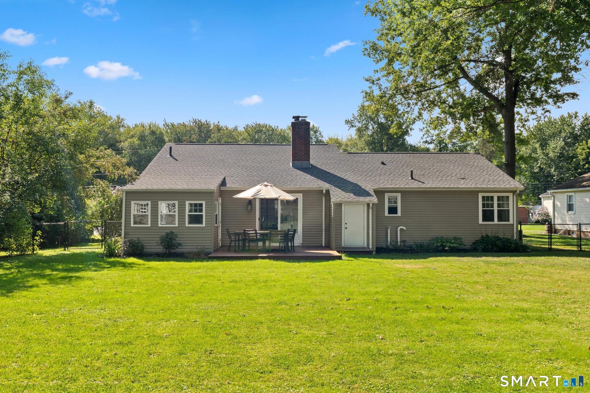 148 Brewster Road photo 30