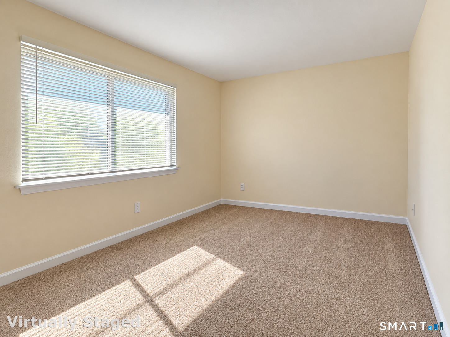 Foto 6 de Condominio en renta en 34 James Street #B, Danbury, CT — $2,300/mes