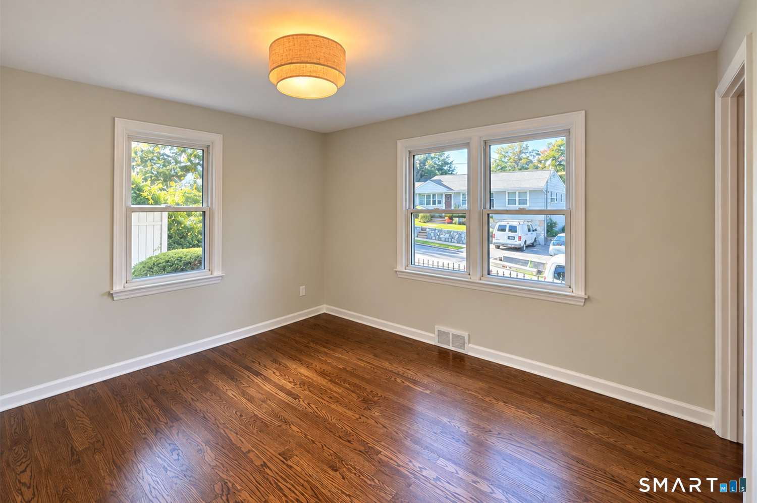347 Goldenrod Avenue photo 5