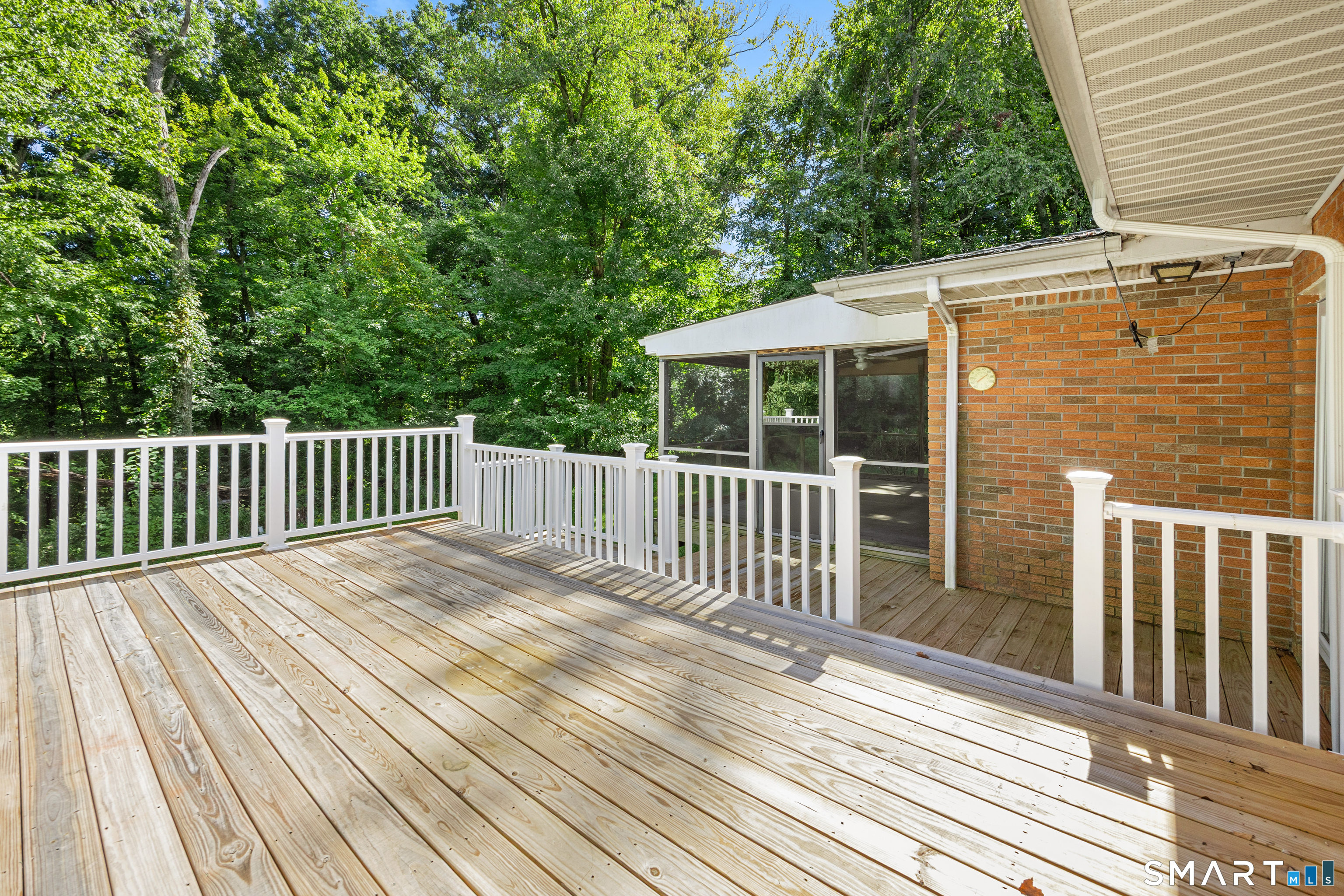 25 Juniper Road photo 34