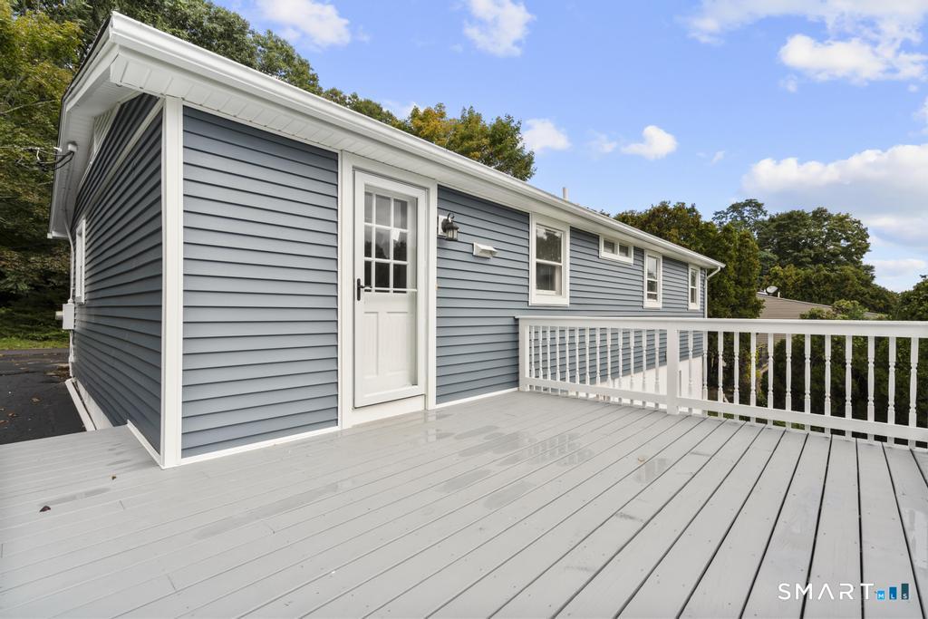 345 Harland Road photo 26