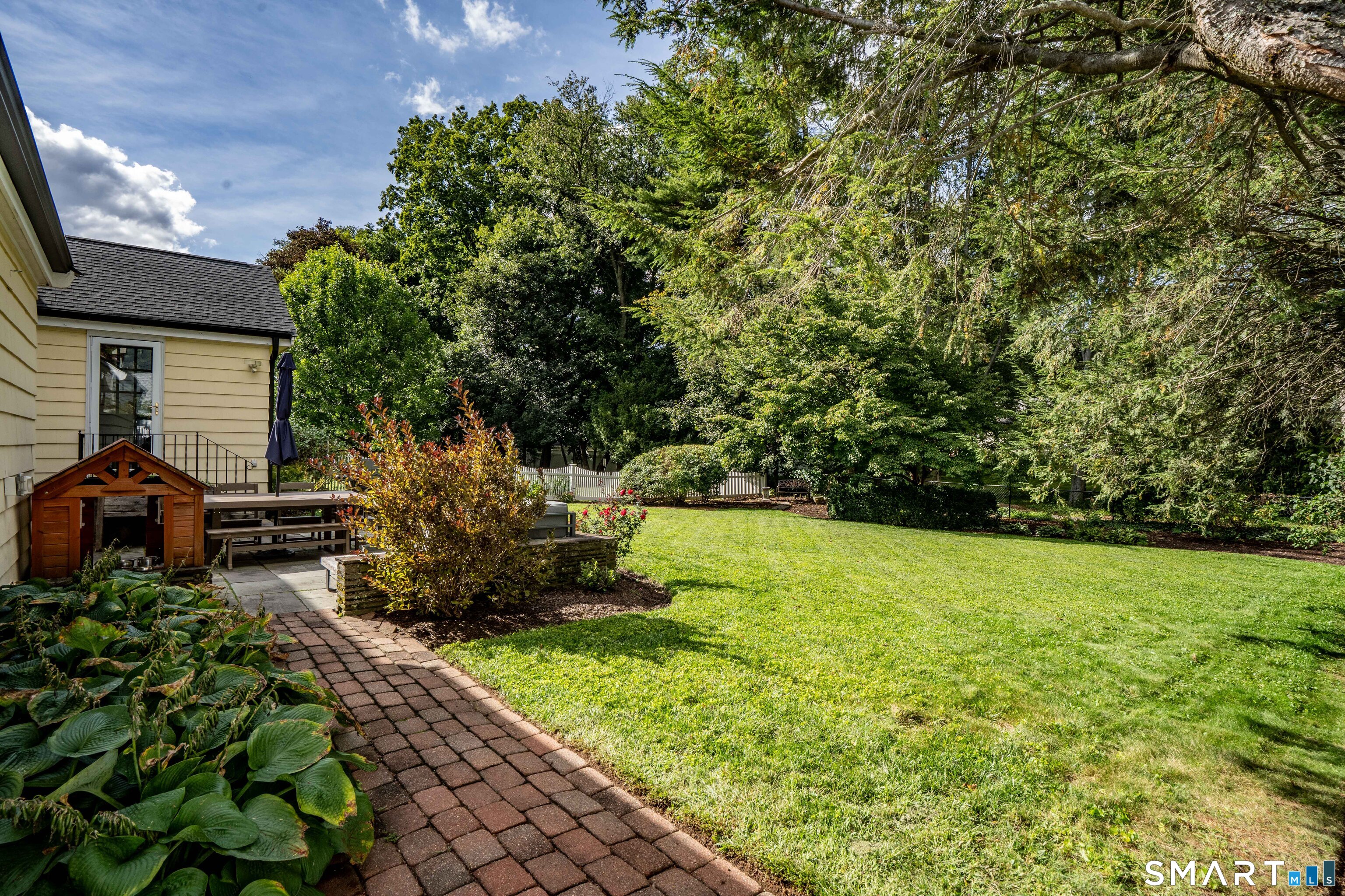 20 Walton Drive photo 30