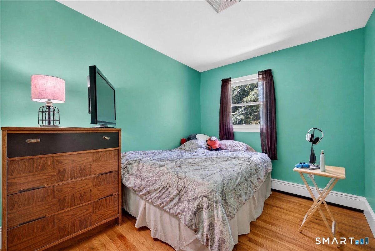 416 Cherry Lane photo 27