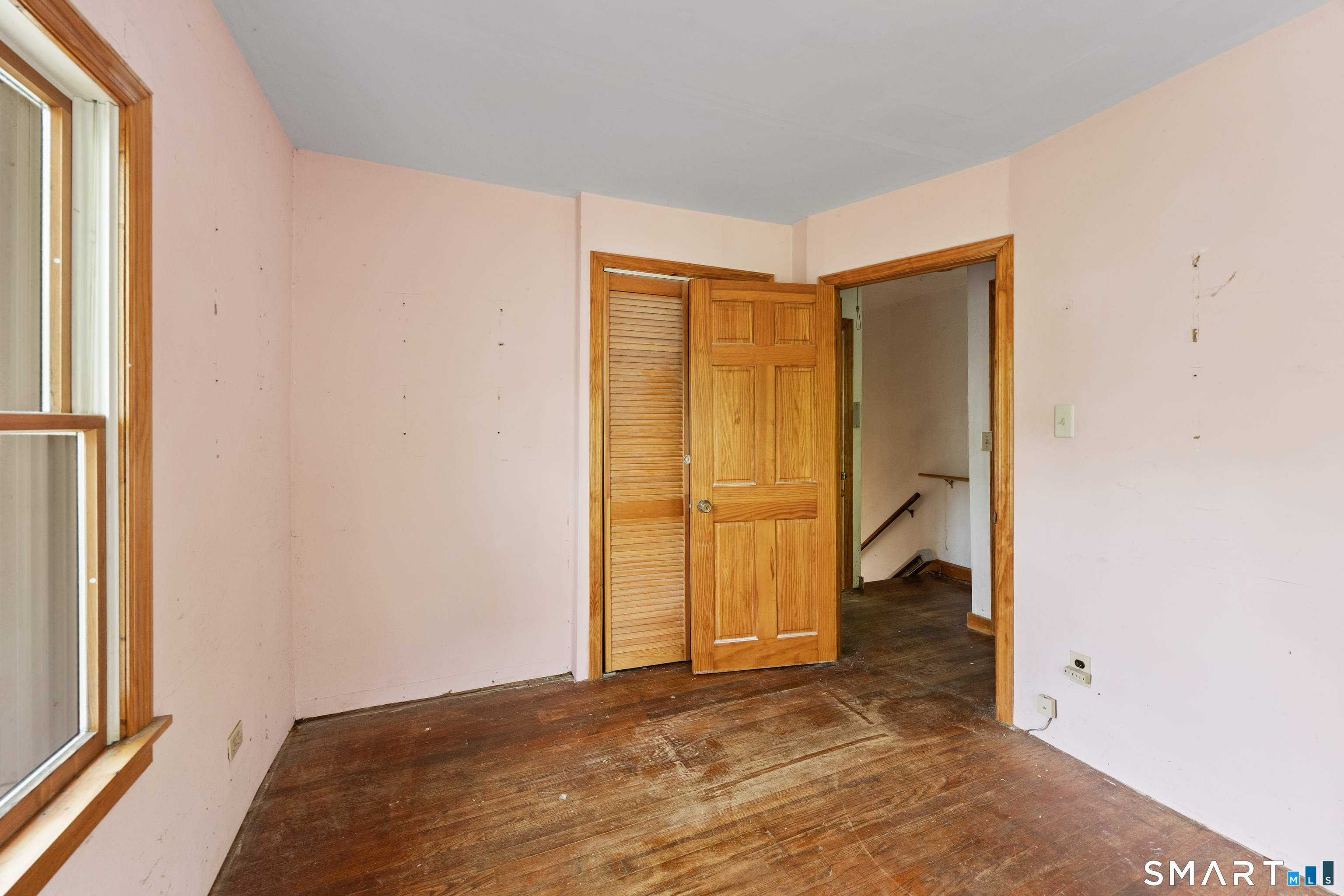 220 Melville Drive photo 13