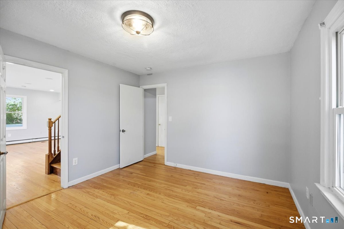 193 Clark Street photo 16