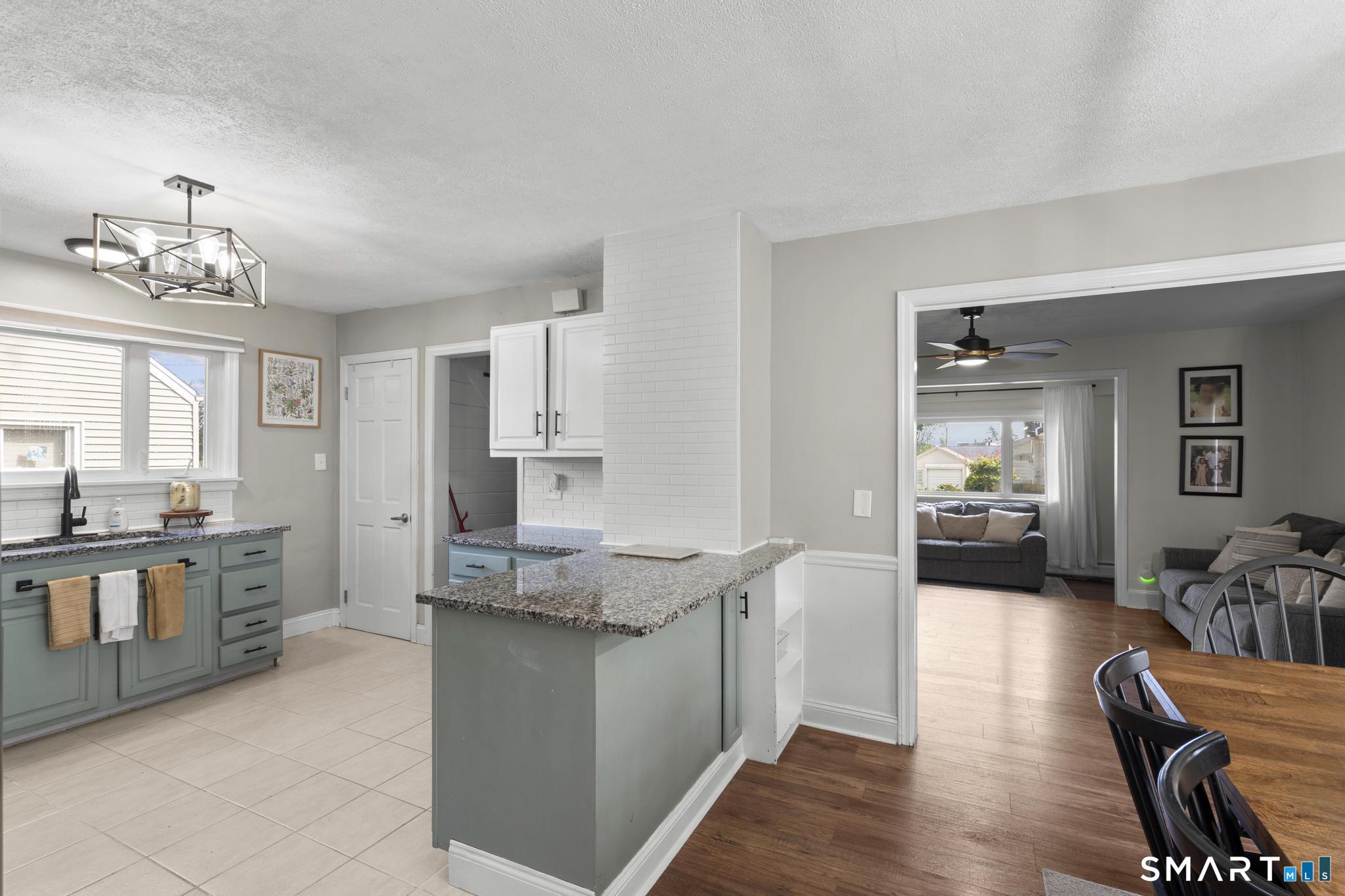 1250 Hillside Avenue photo 14