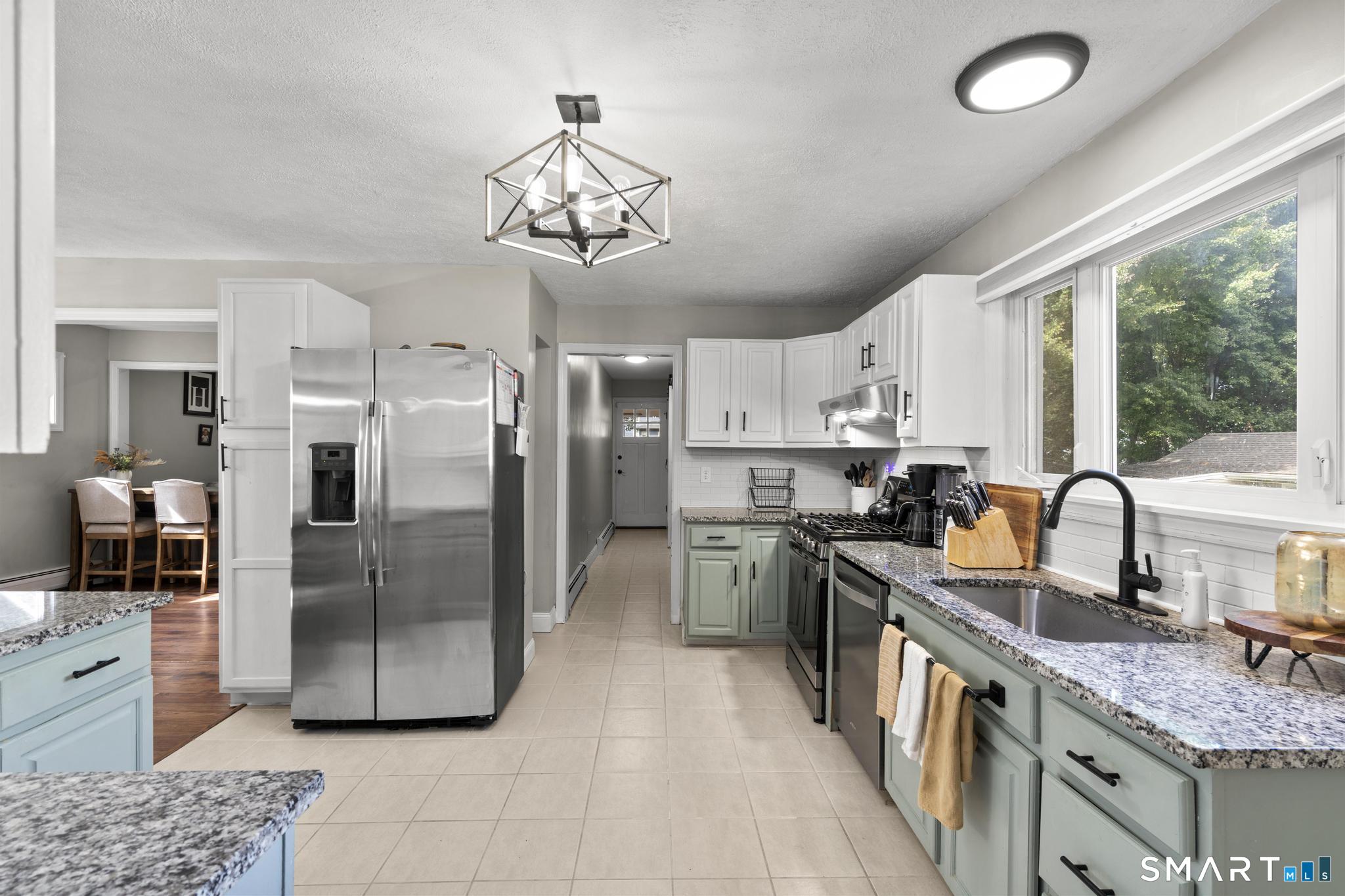 1250 Hillside Avenue photo 15