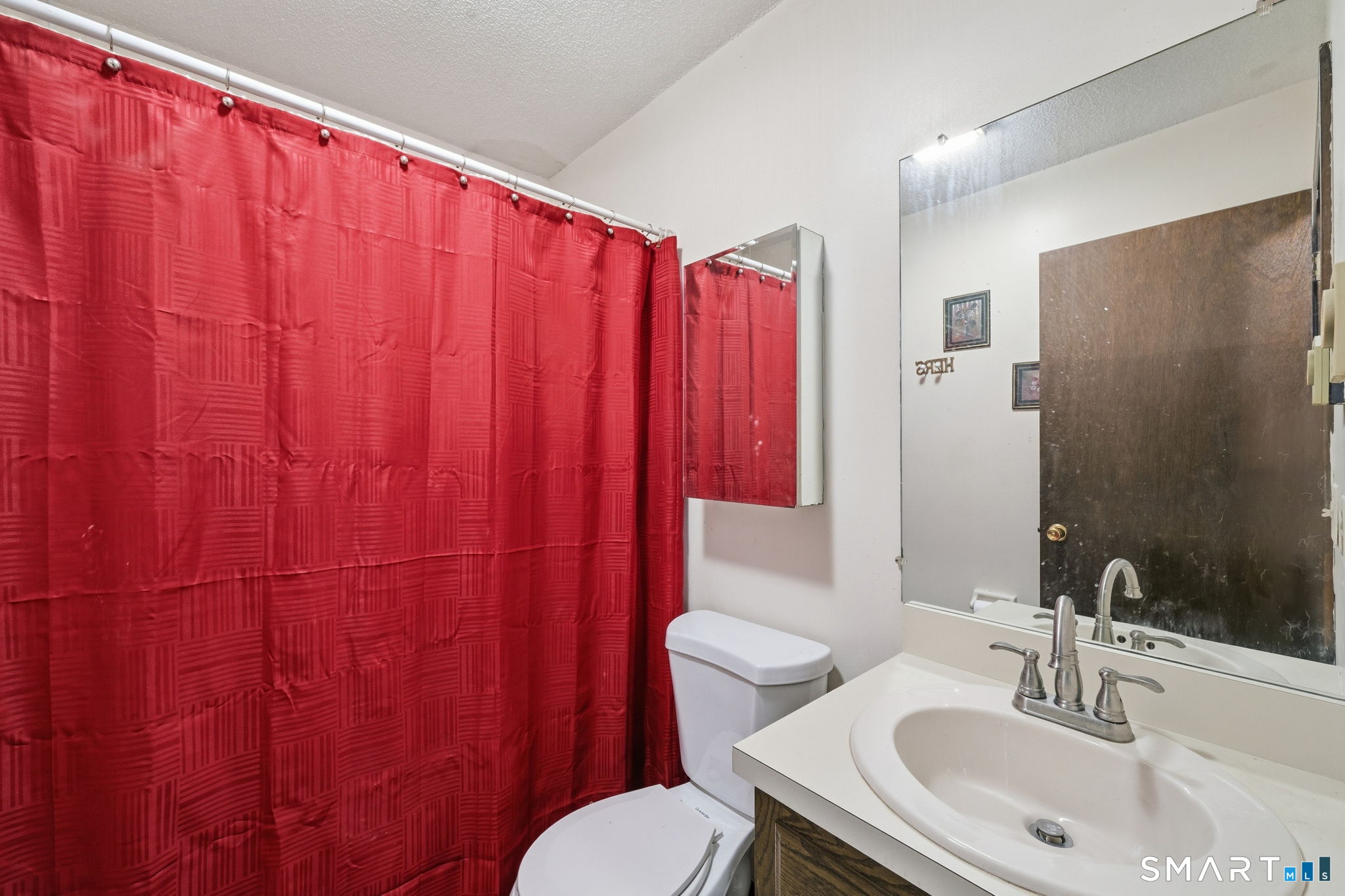 1064 Jerome Avenue photo 21