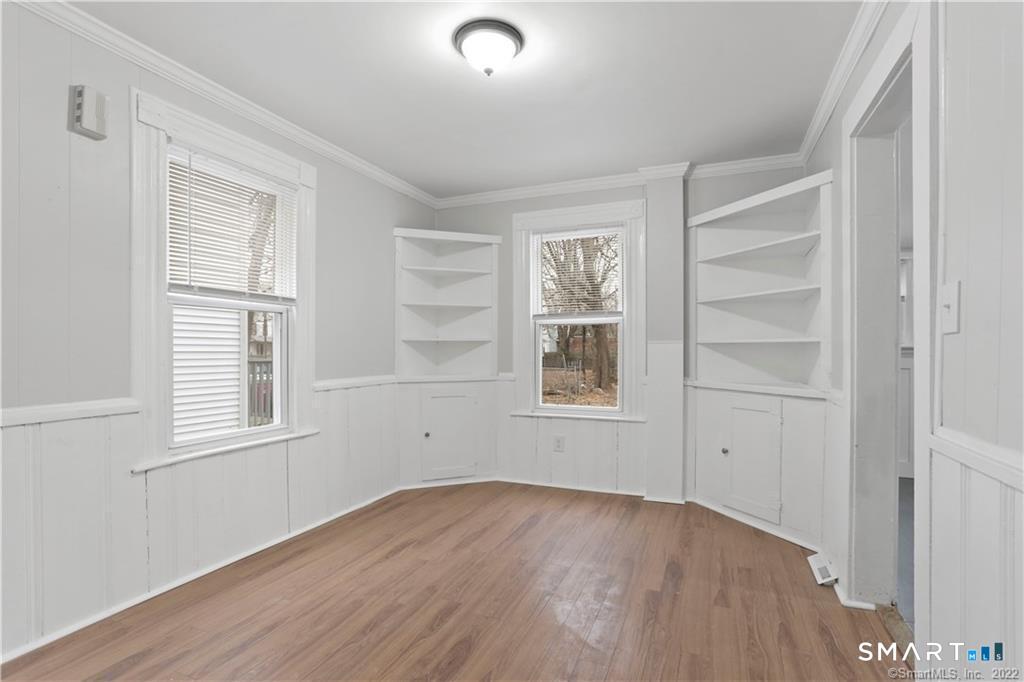 393 Huntington Street photo 3