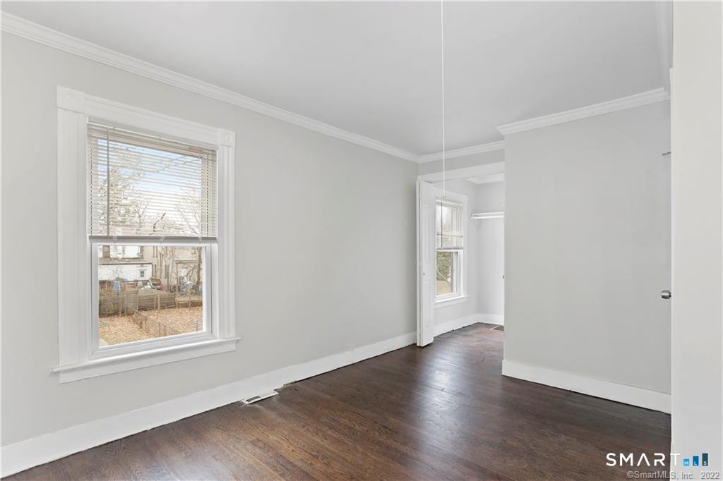 393 Huntington Street photo 24