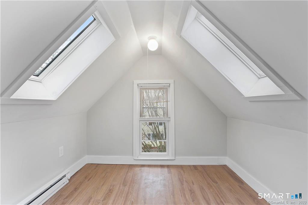 393 Huntington Street photo 25